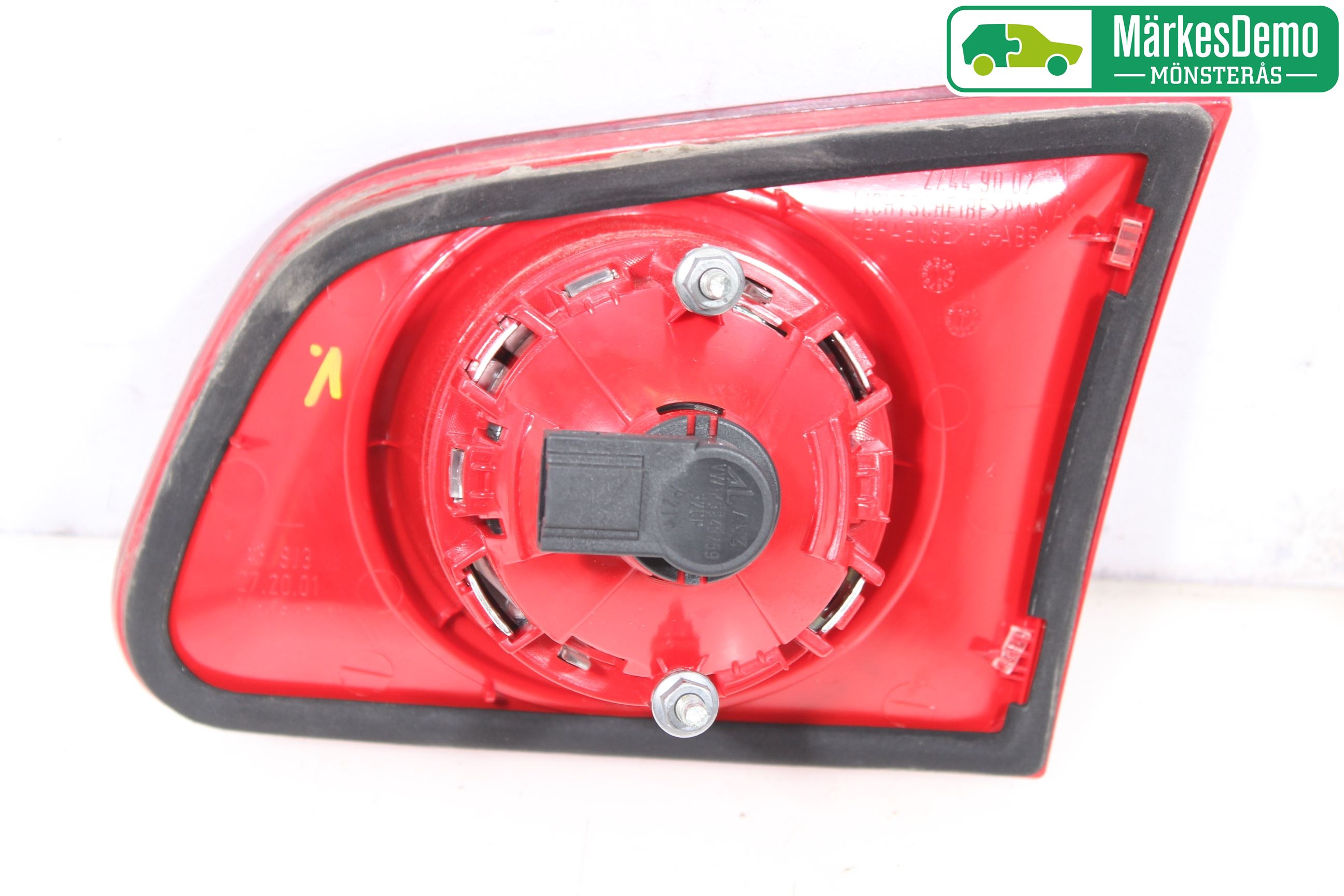 Volkswagen VW PASSAT 05-11 Bakljus Lucka Vä