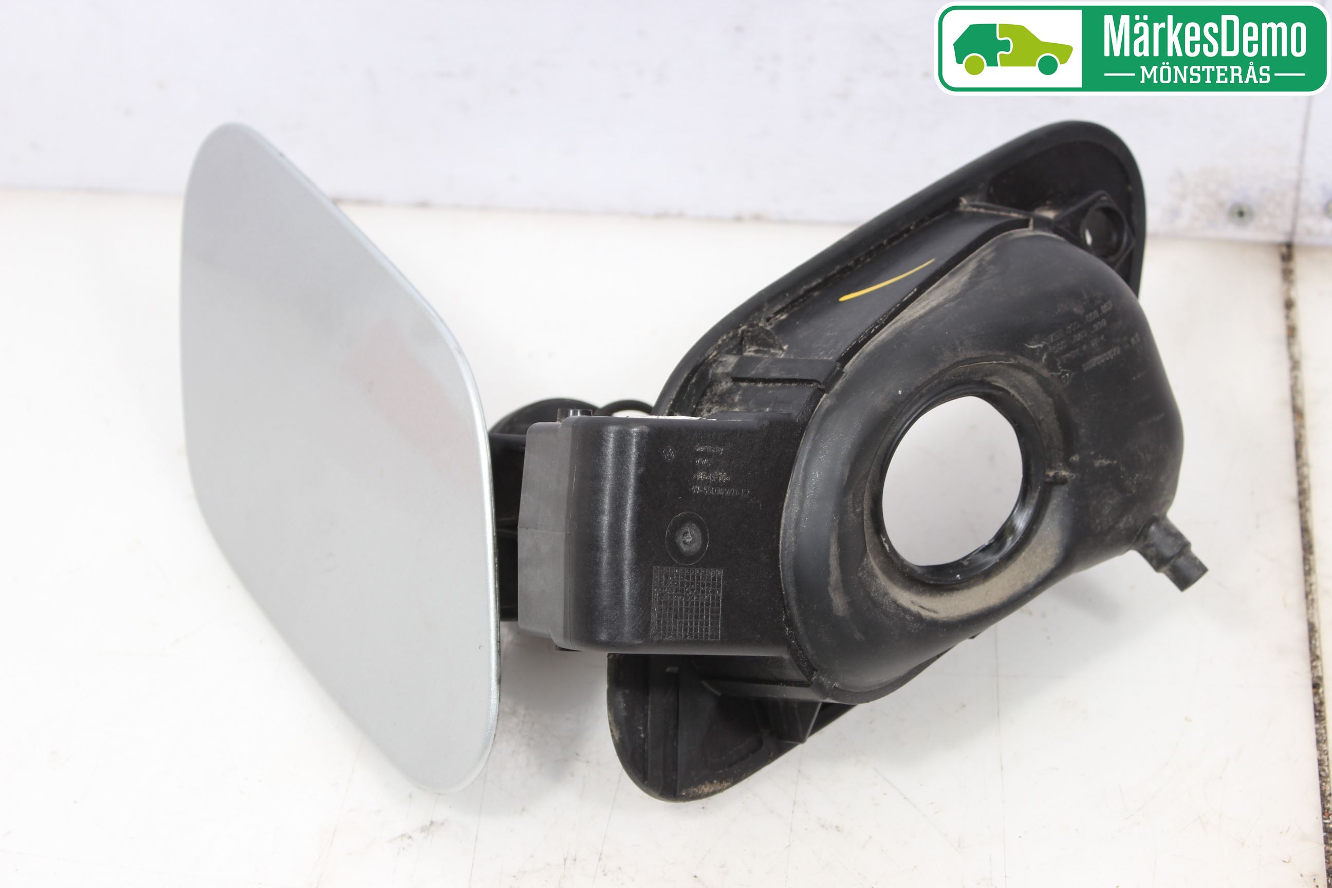 Volkswagen VW GOLF / E-GOLF VII 13-20 Tanklucka