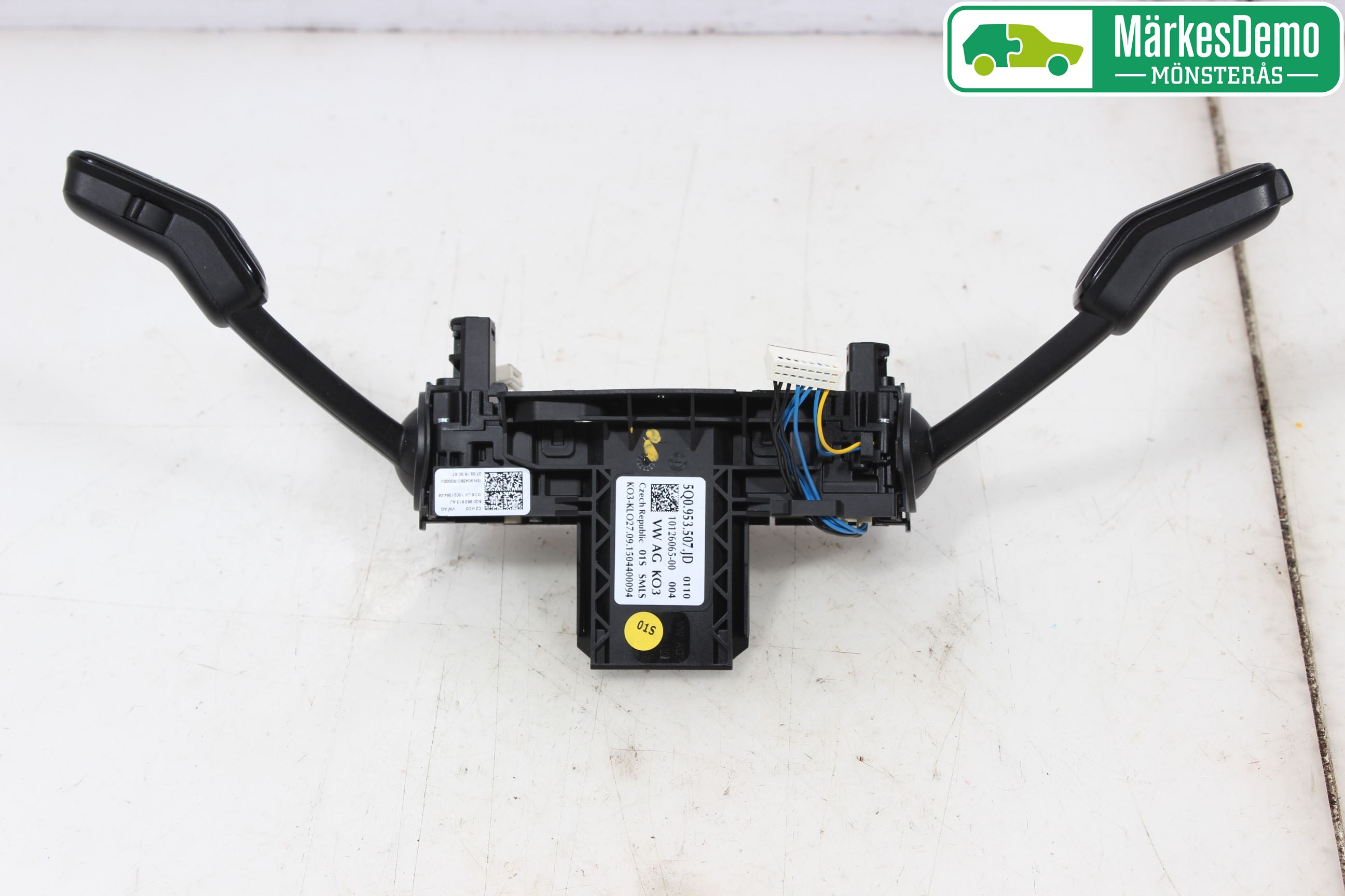 Volkswagen VW GOLF / E-GOLF VII 13-20 Spakcentral