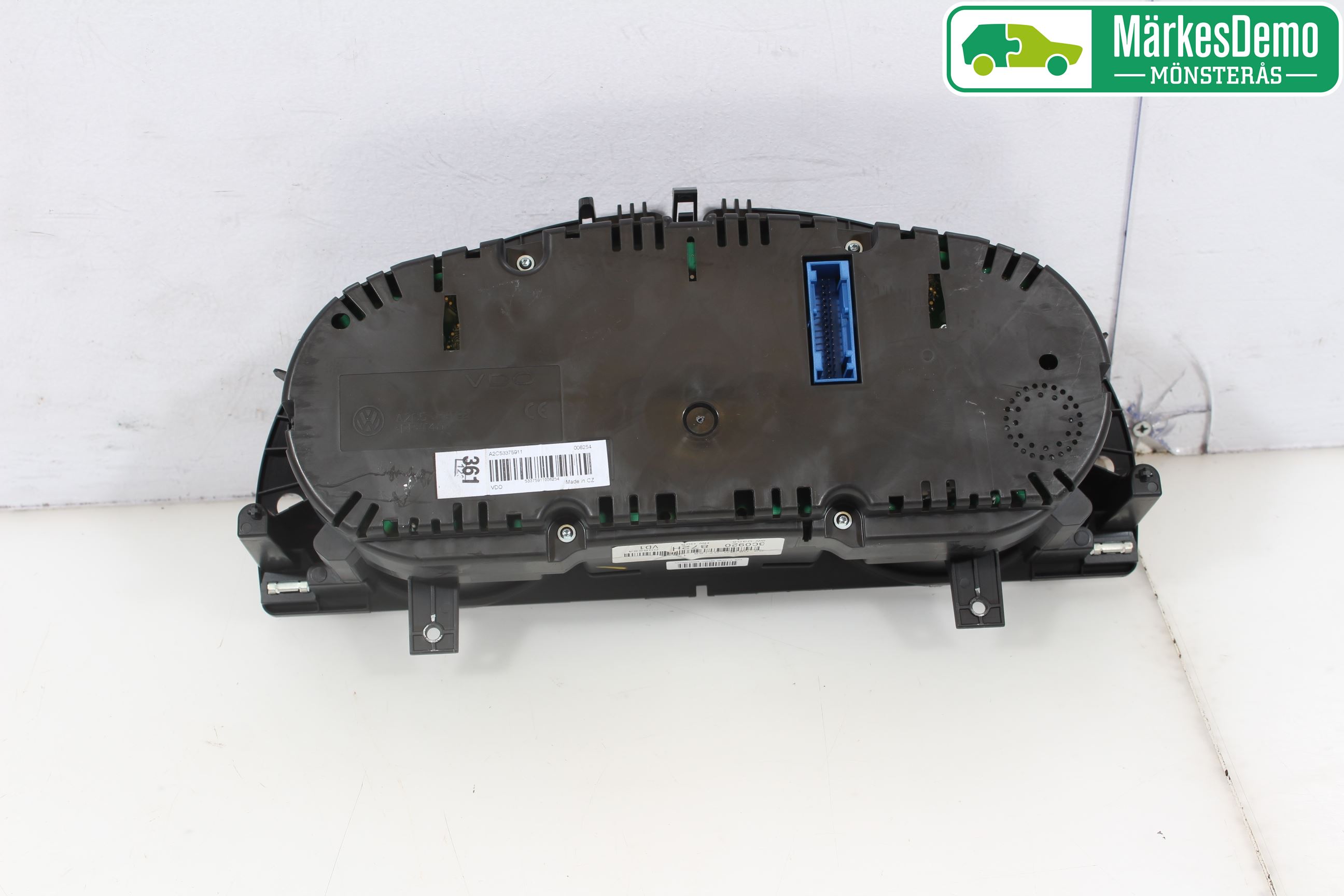 Volkswagen VW PASSAT 05-11 Instrument Komb