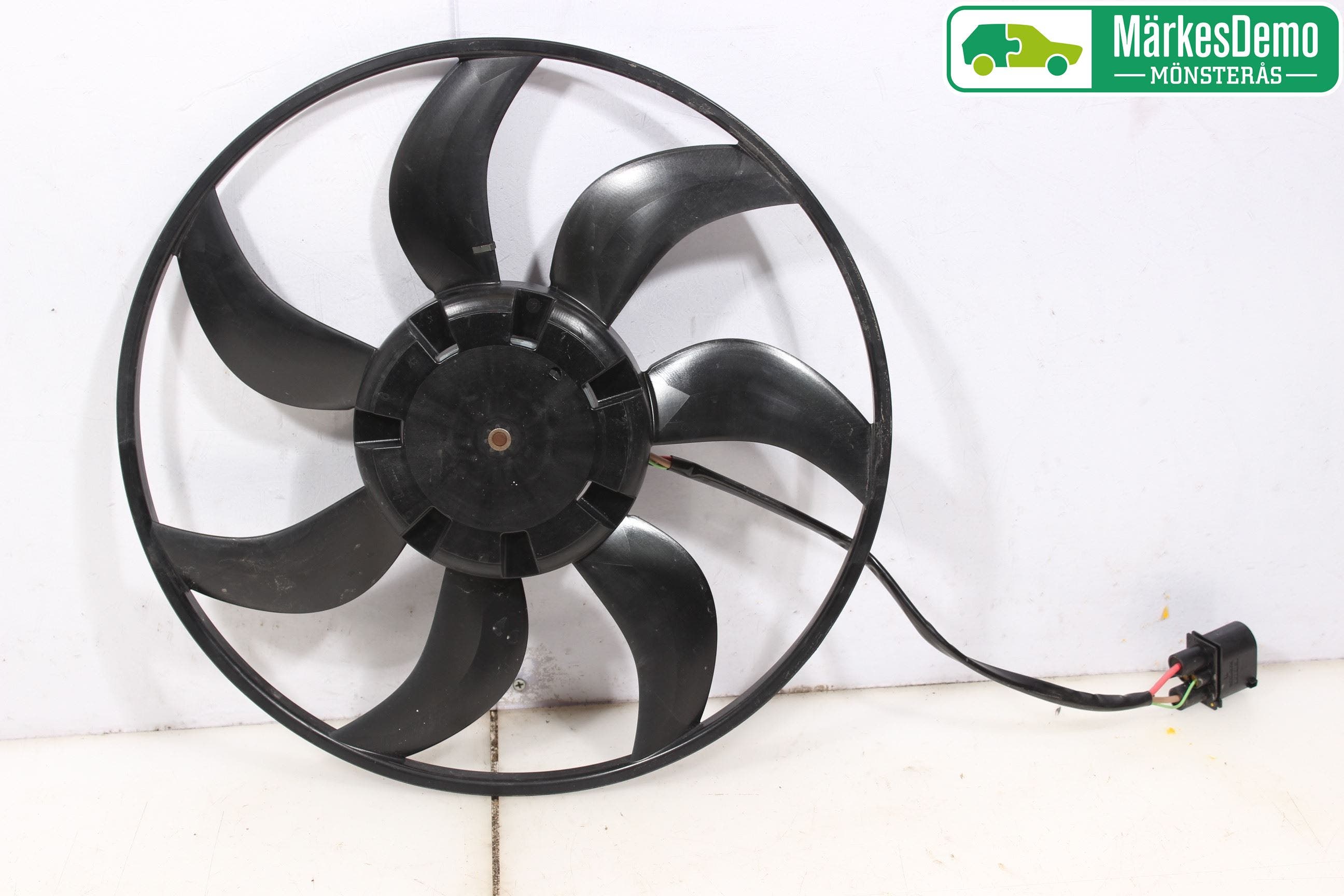 Volkswagen VW GOLF / E-GOLF VII 13-20 Kylfläkt El