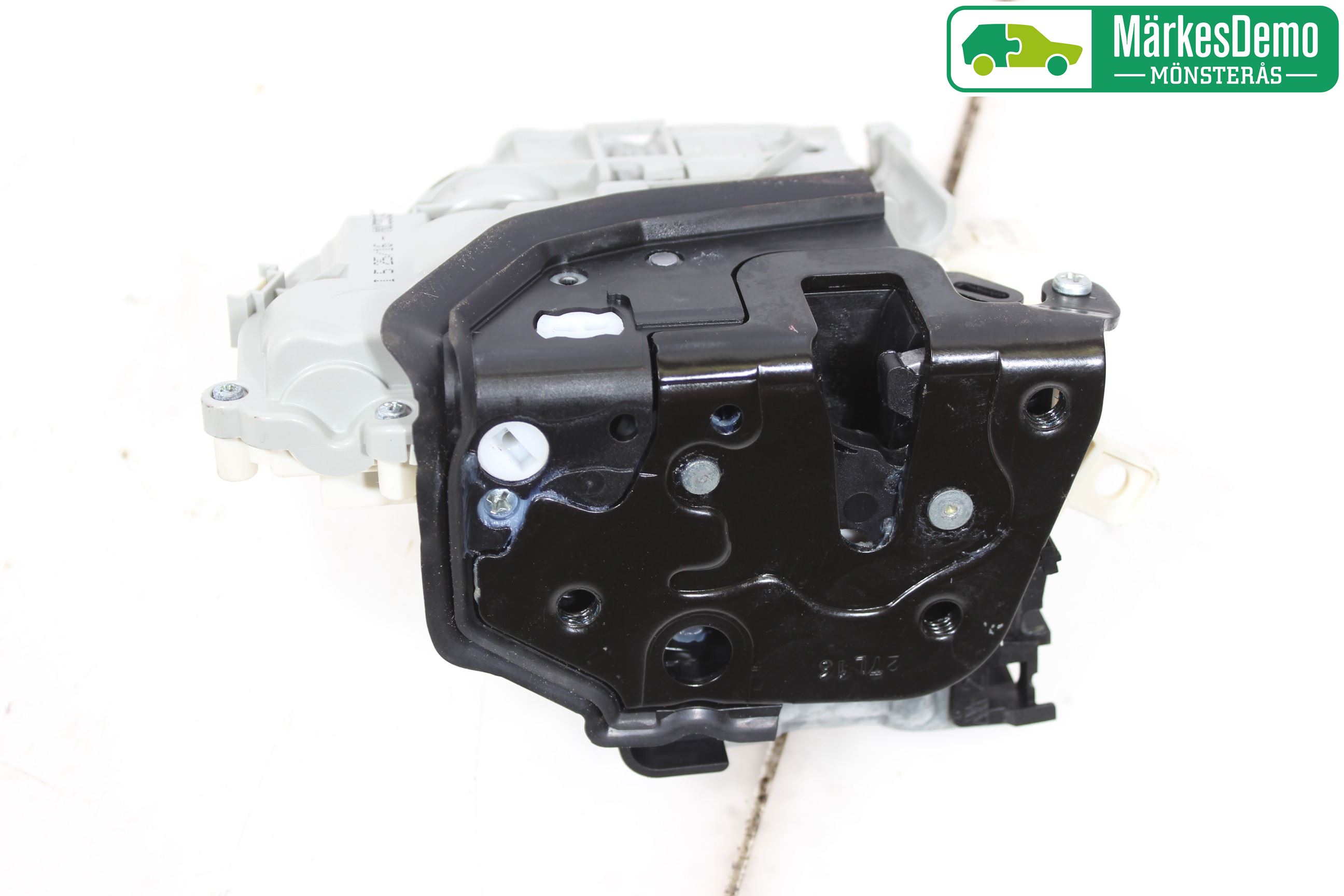 Audi A4/S4 B9 16-19 Låskista-Dörrlås