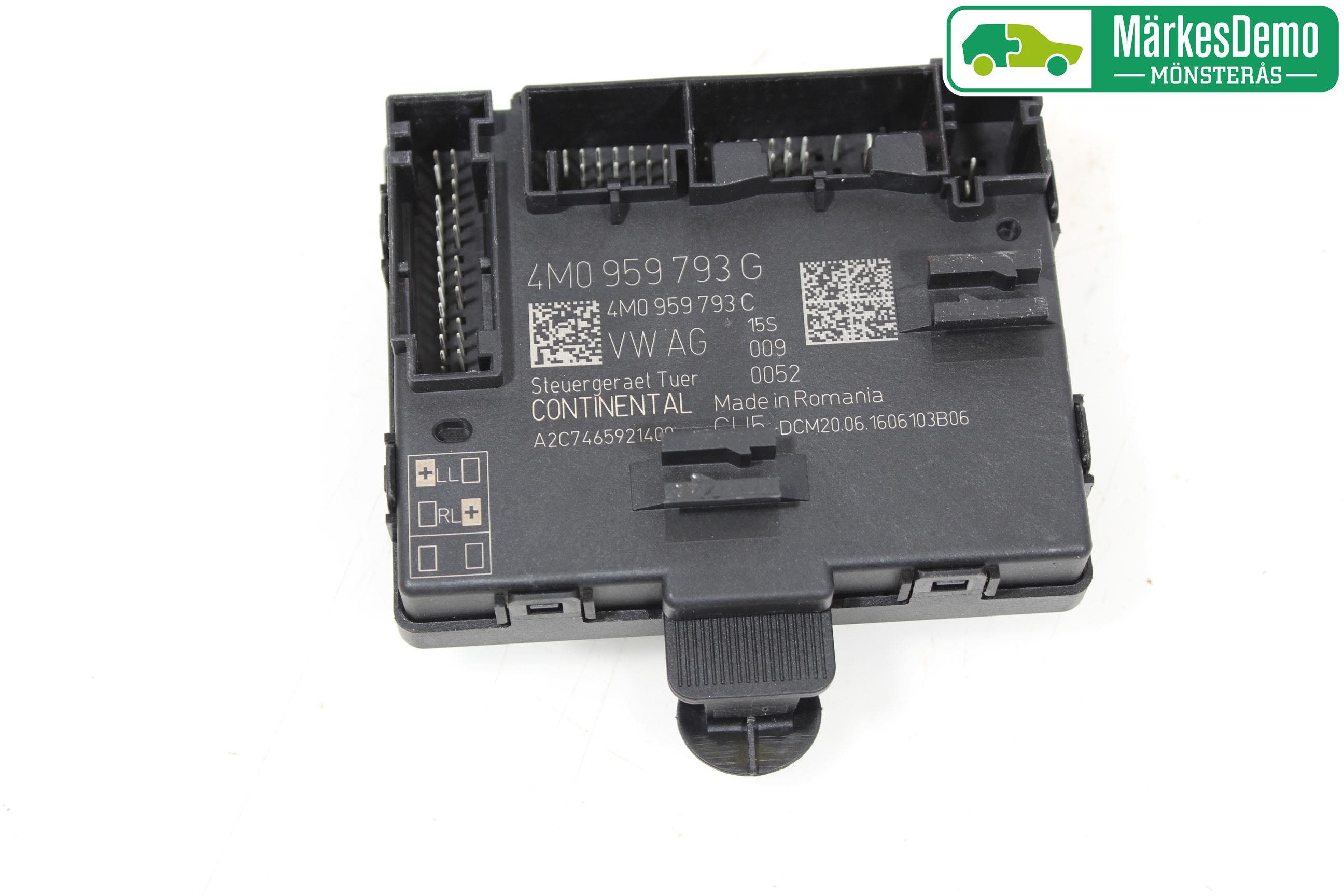 Audi A4/S4 B9 16-19 Styrenhet Dörr