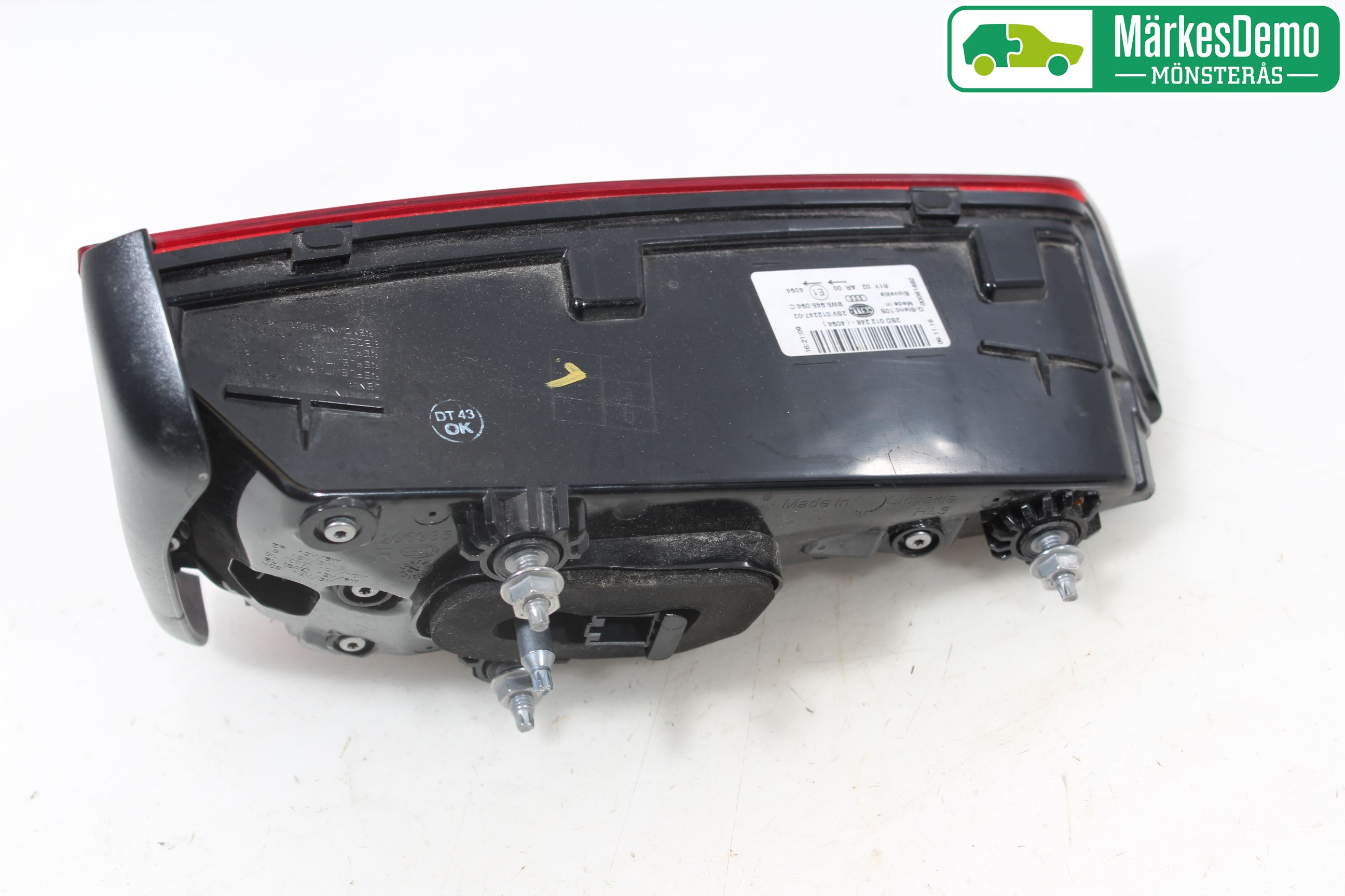 Audi A4/S4 B9 16-19 Bakljus Lucka Hö