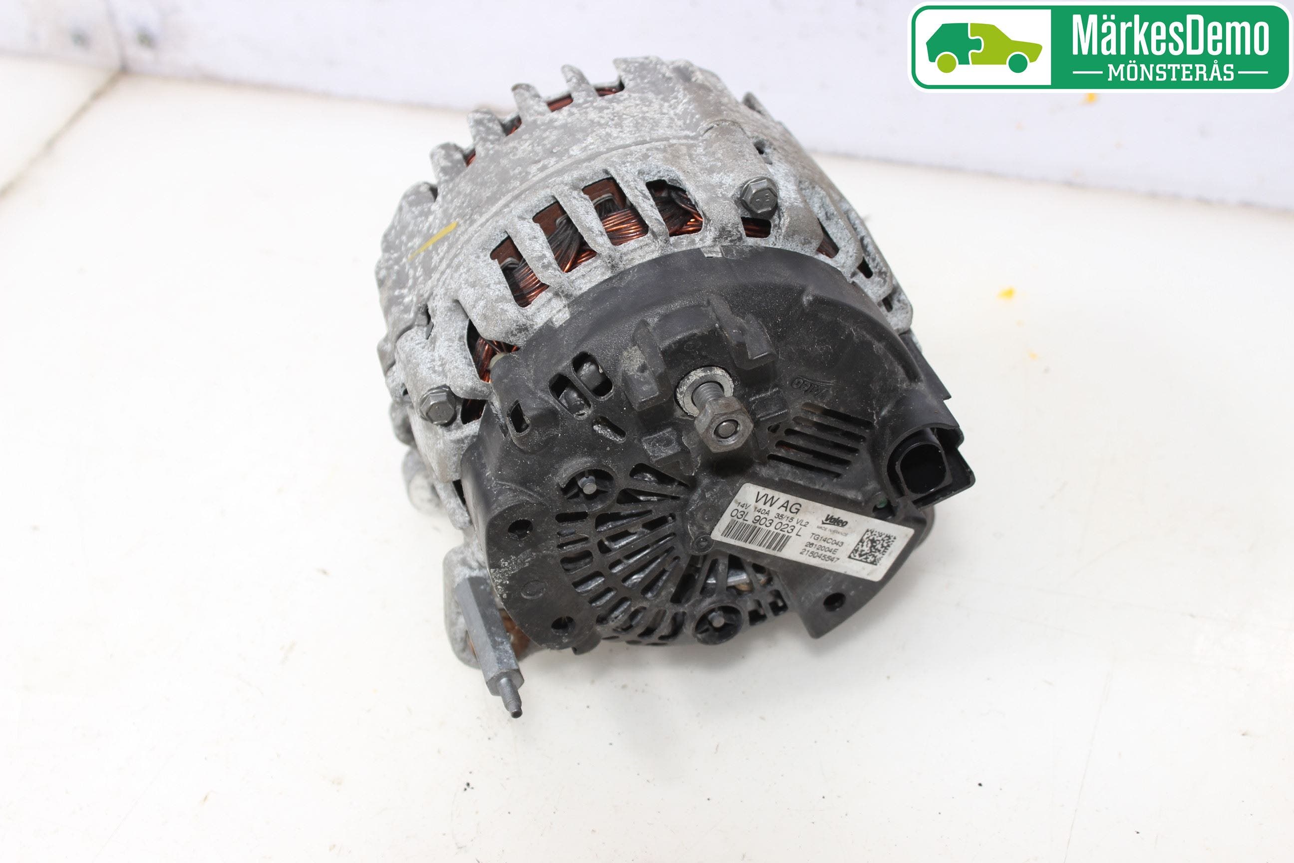 Volkswagen VW PASSAT 15-19 Generator