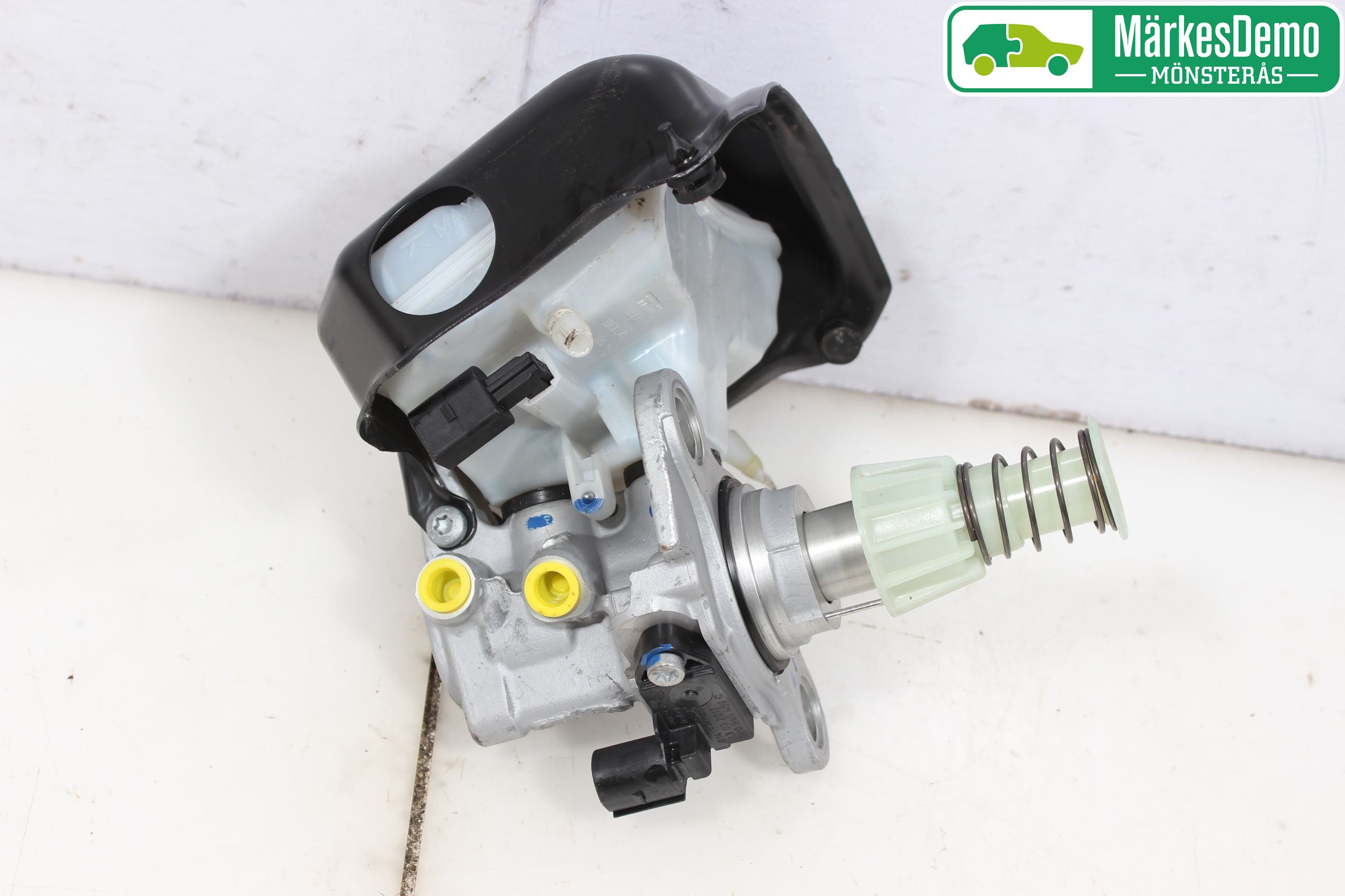 Audi A4/S4 B9 16-19 Broms Huvudcylinder