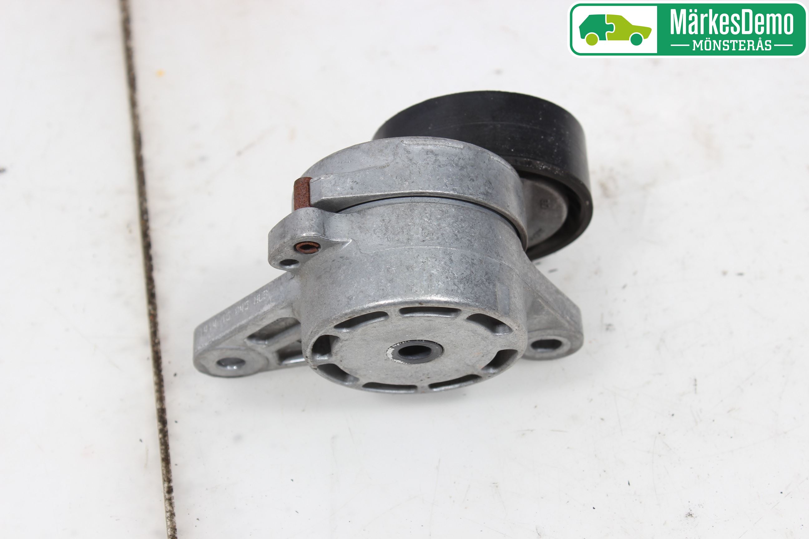 Audi A4 12-15 Remspännare