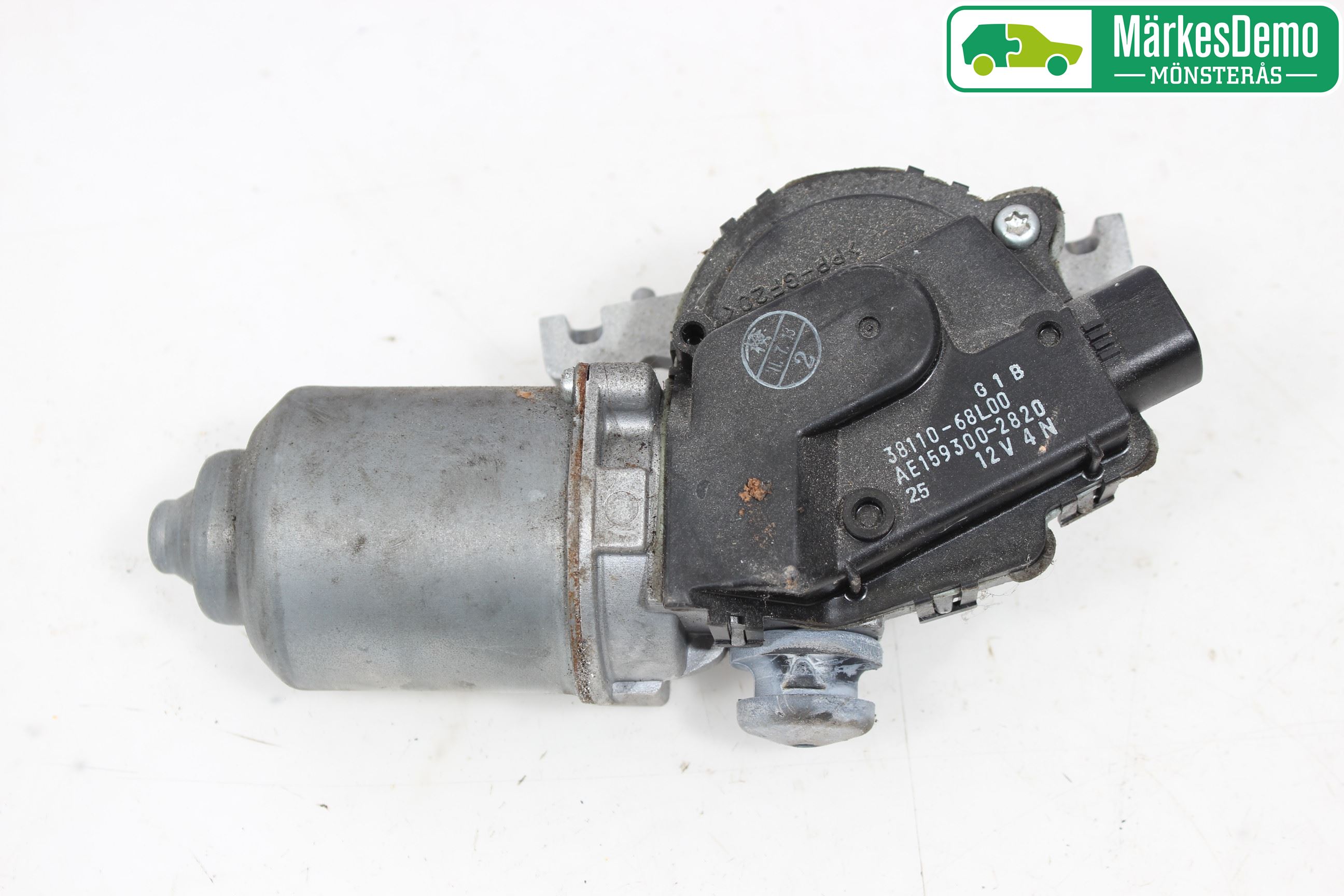 Suzuki SWIFT 11-16 Torkarmotor Vindruta