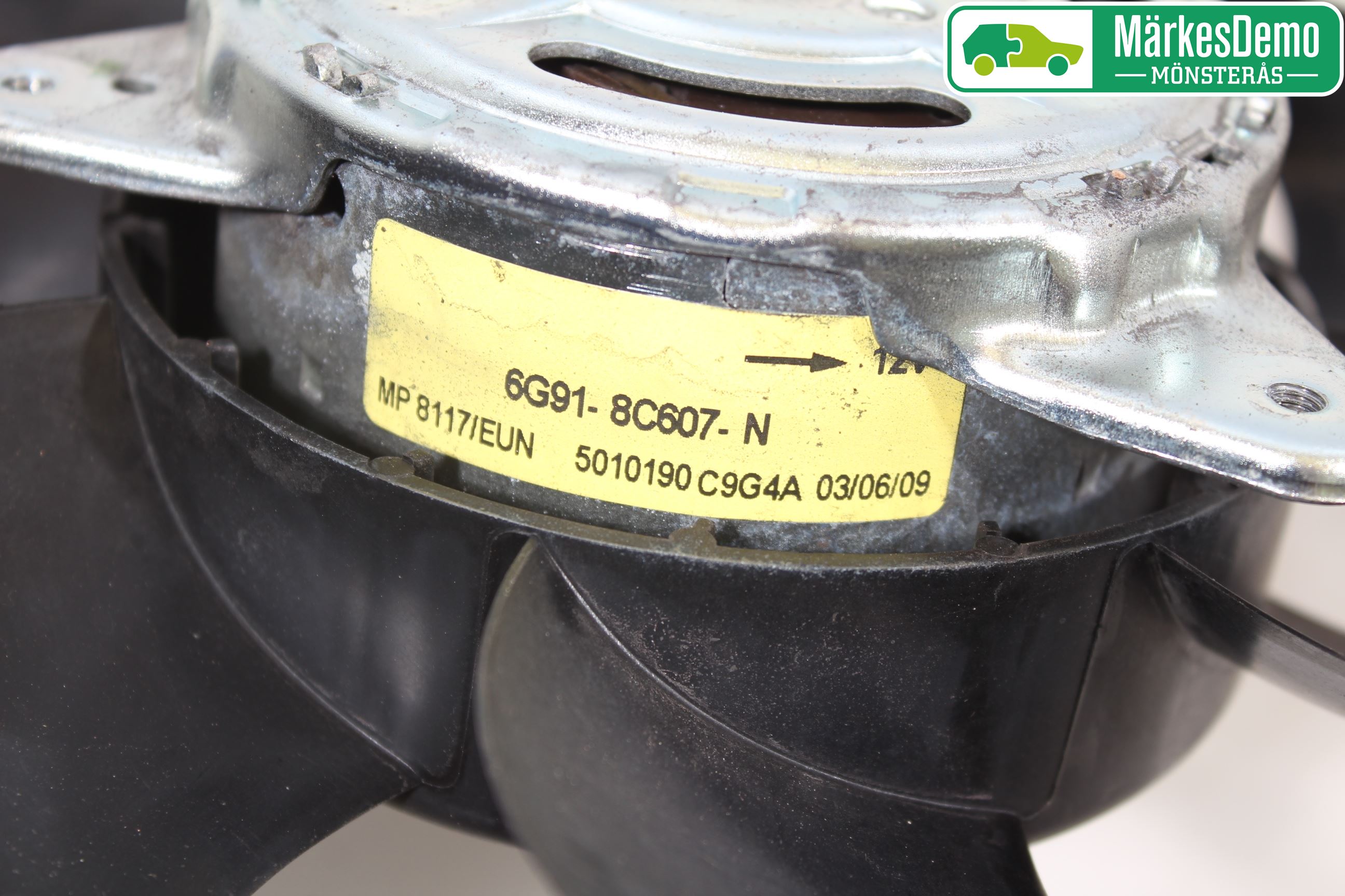 Volvo V70 08-13 Kylfläkt El