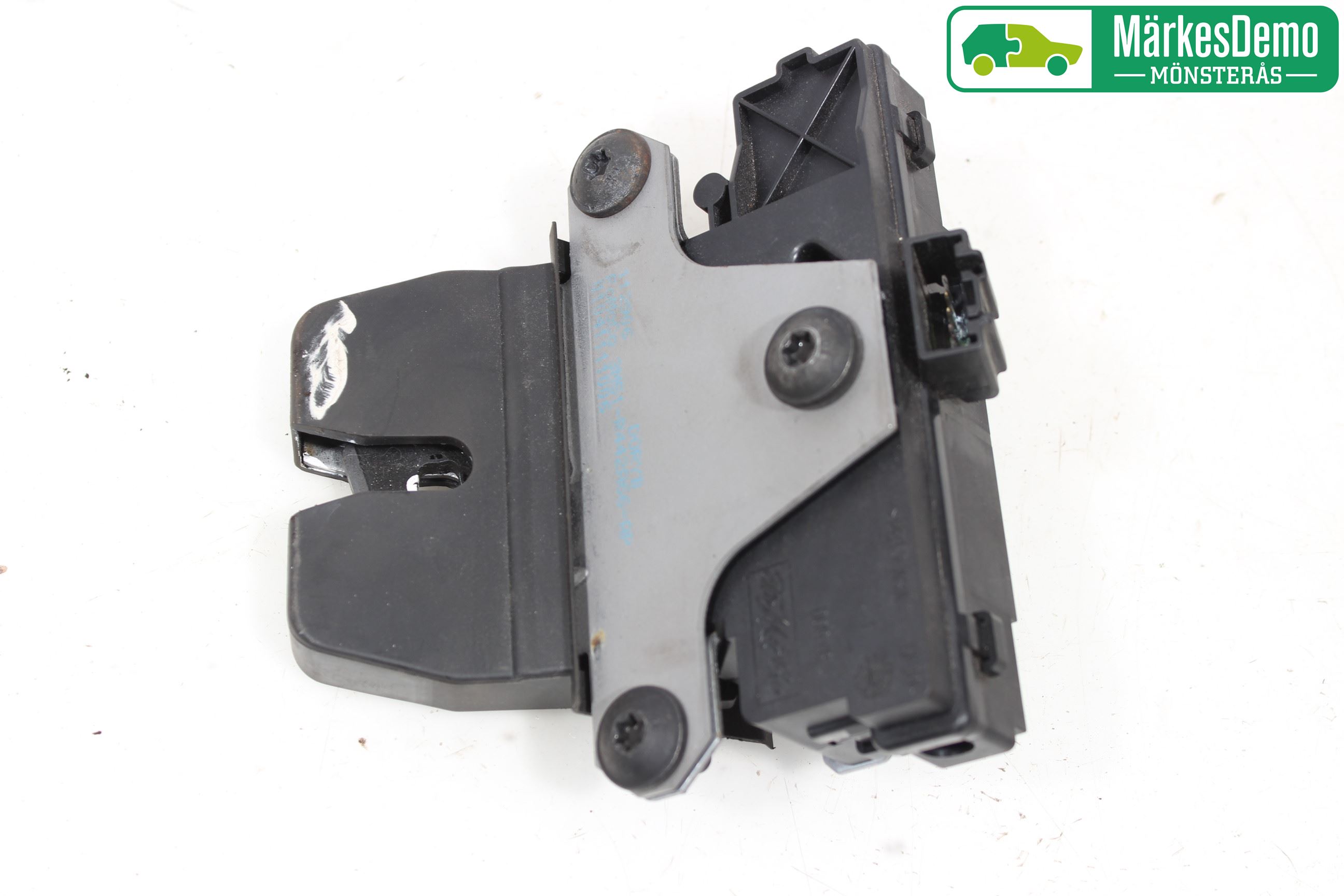 Ford FOCUS     04-07 Låskista Baklucka