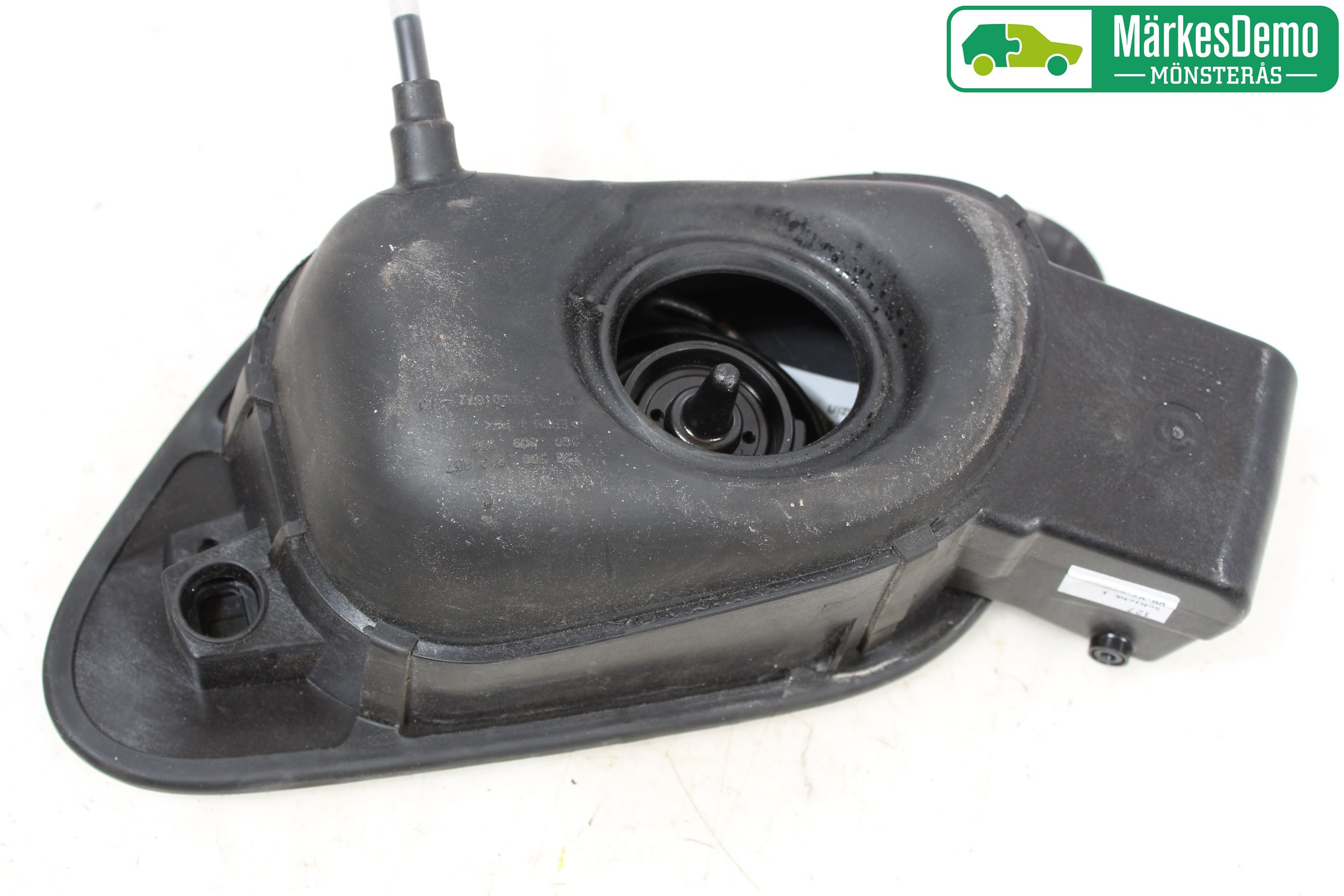 Volkswagen VW GOLF / E-GOLF VII 13-20 Tanklucka