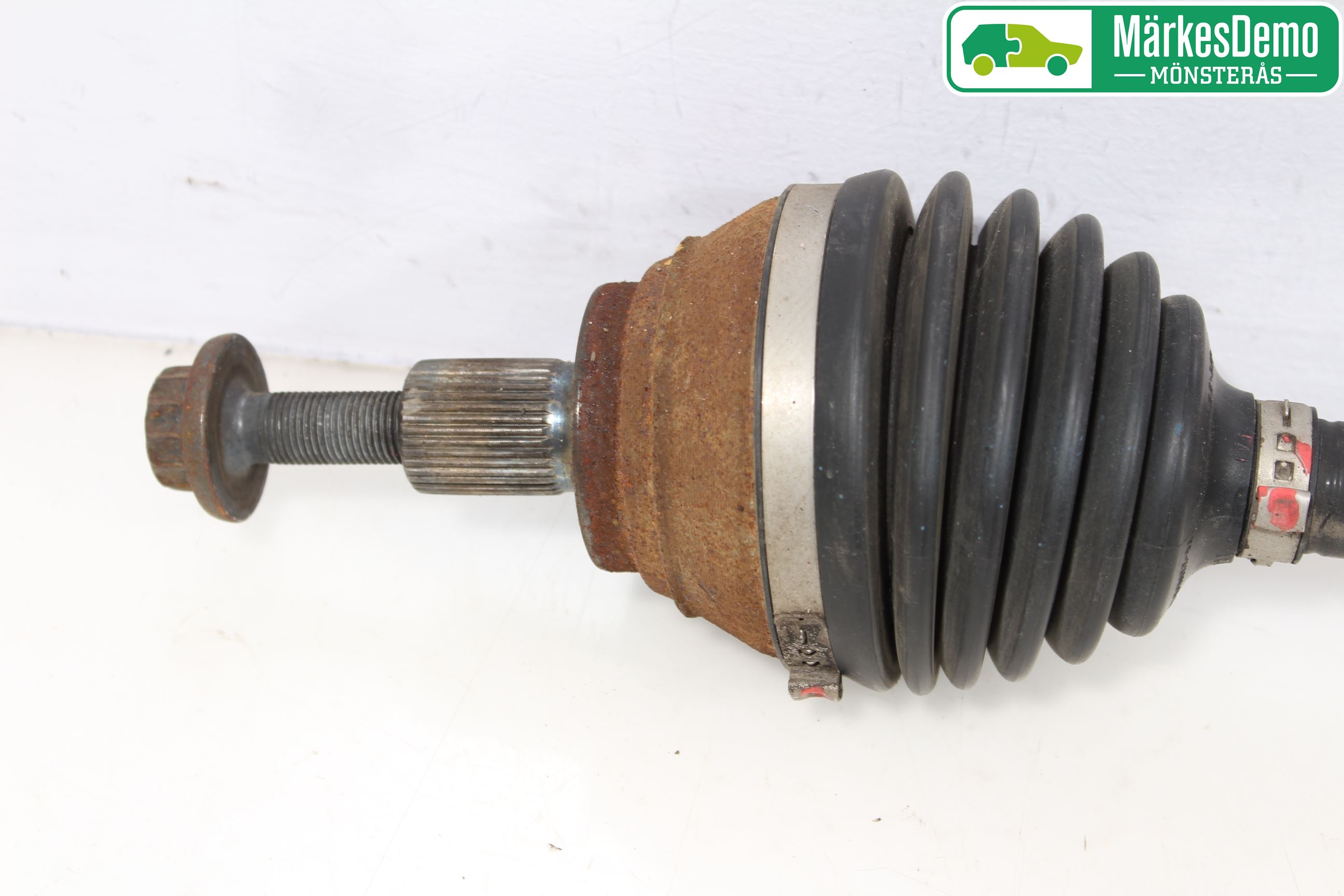 Volkswagen VW GOLF / E-GOLF VII 13-20 Drivaxel Fram Höger