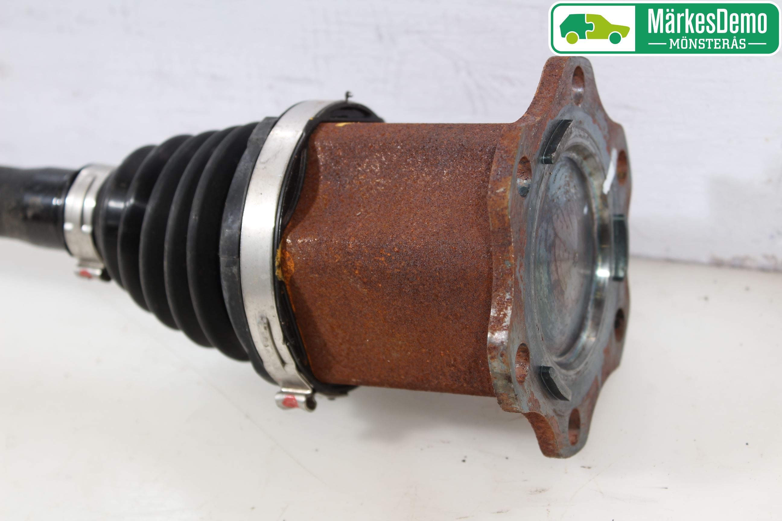 Volkswagen VW GOLF / E-GOLF VII 13-20 Drivaxel Fram Höger