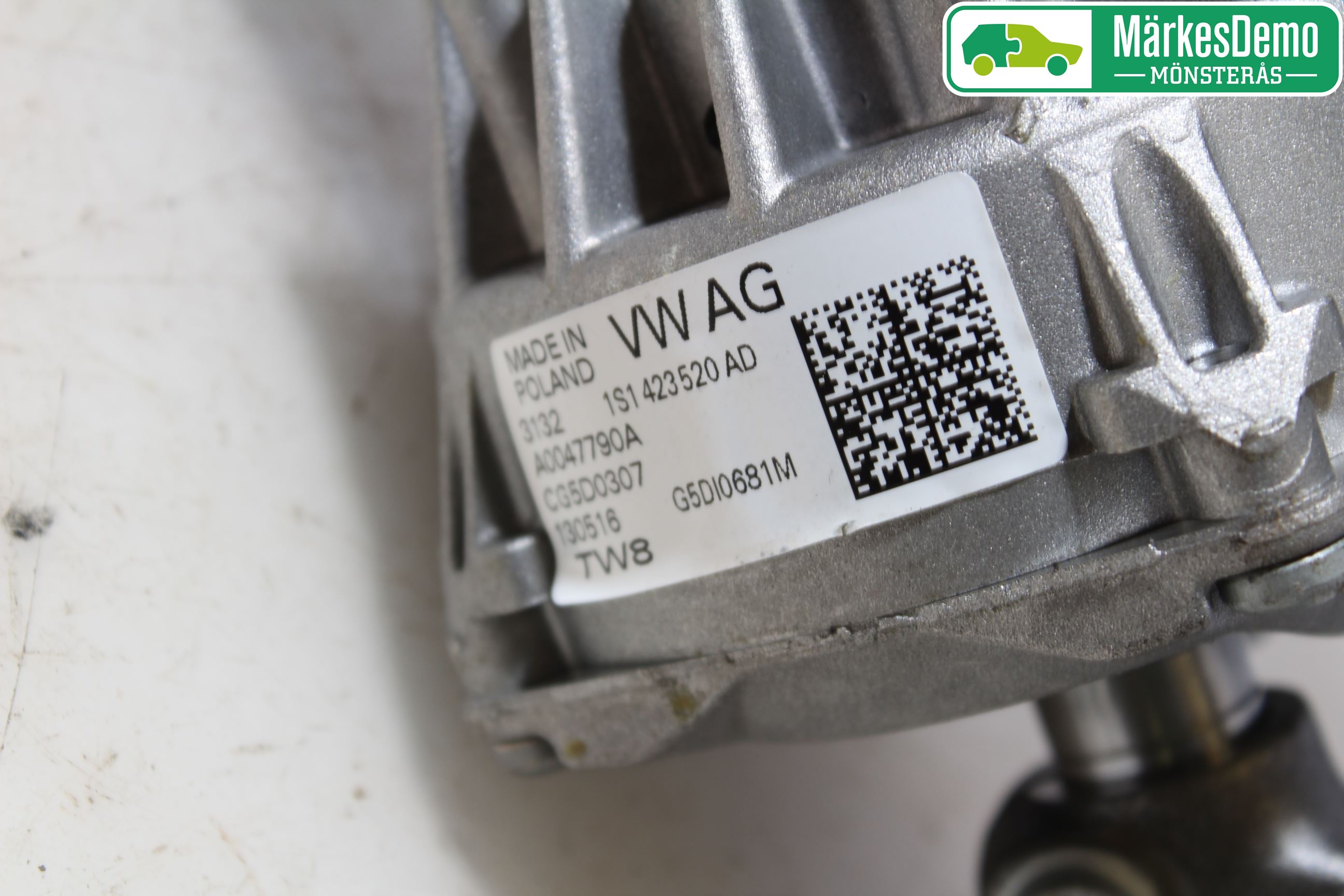 Volkswagen VW UP! / E-UP! Rattaxelagg Med Inb Servo