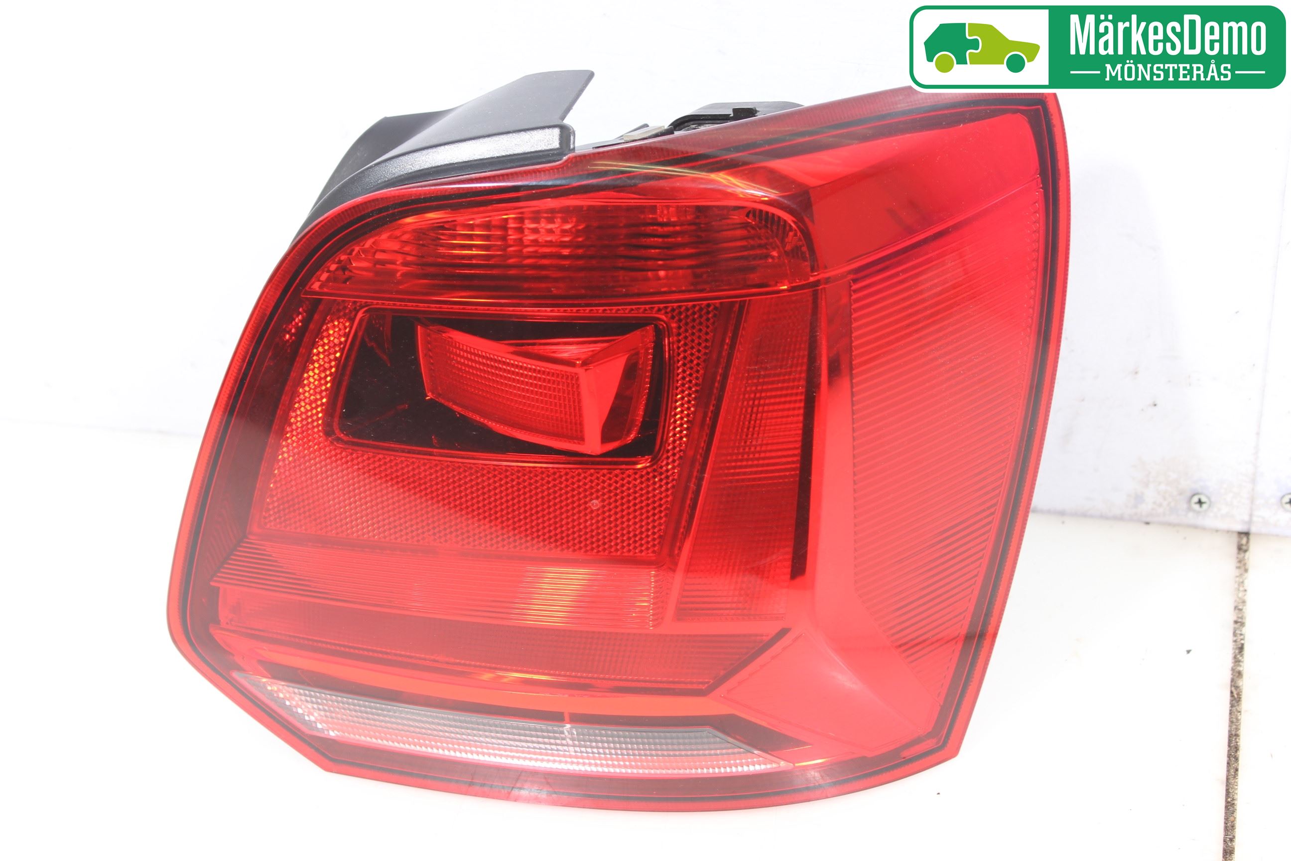 Volkswagen VW POLO 10-17 Bakljus Höger
