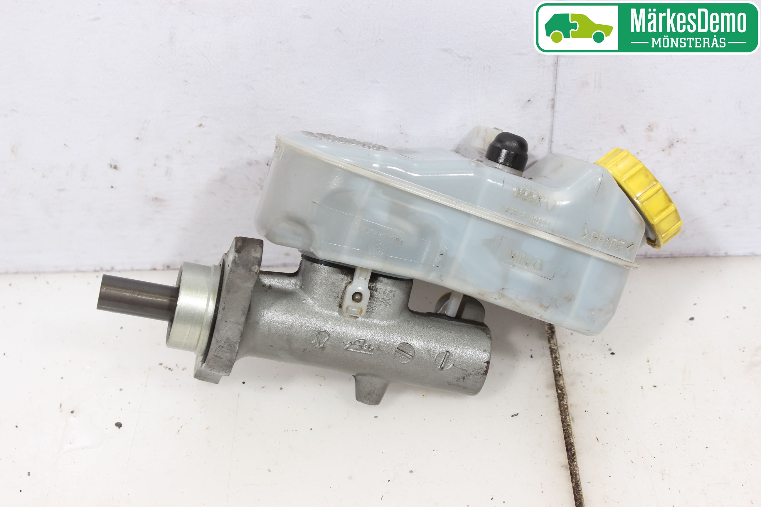 Volkswagen VW TRANSP/CARAVELLE (T5) 04-15 Broms Huvudcylinder