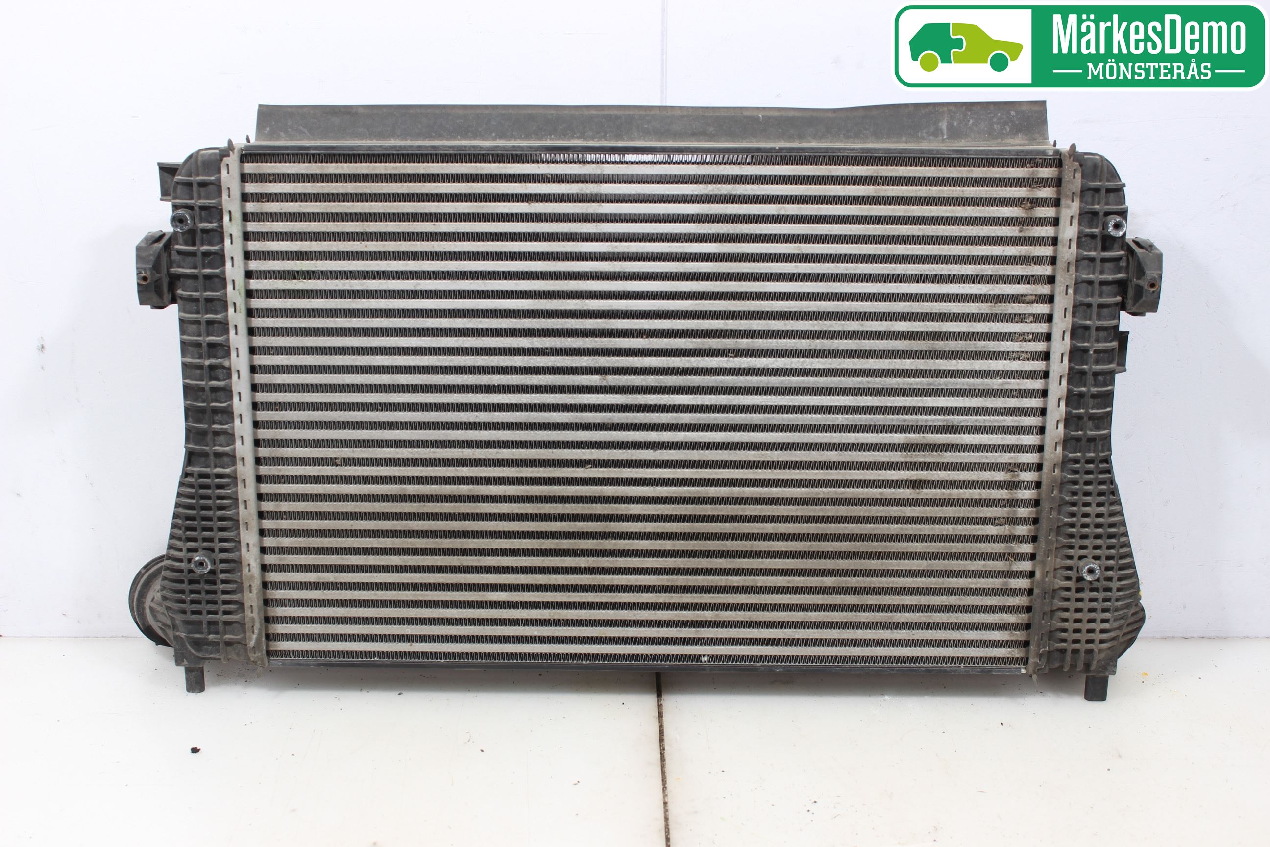 Volkswagen VW PASSAT 05-11 Laddluft-Intercooler Kyl