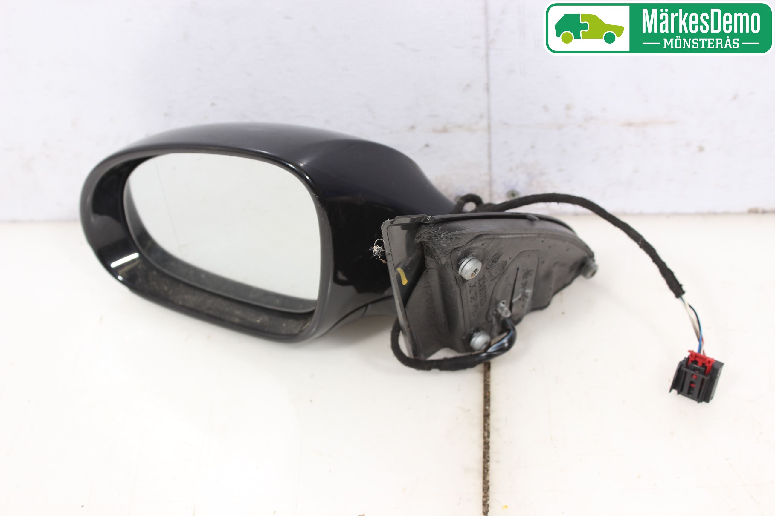 Volkswagen VW PASSAT 05-11 Spegel Yttre El Vä