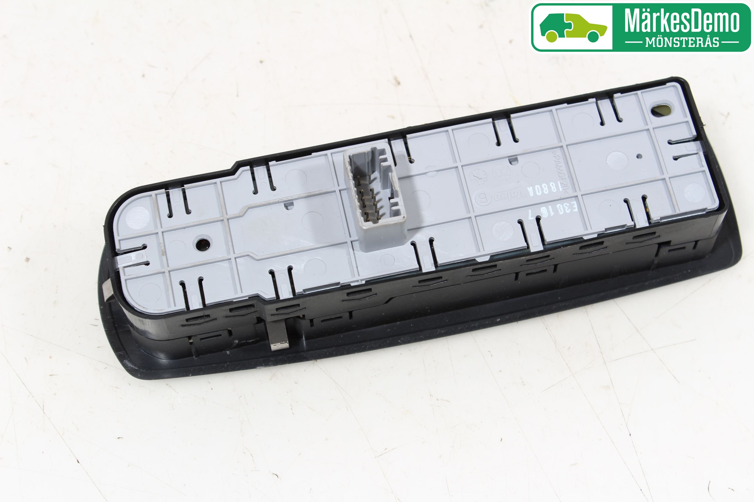 Renault MEGANE III 09-15 Strömställare Elhiss