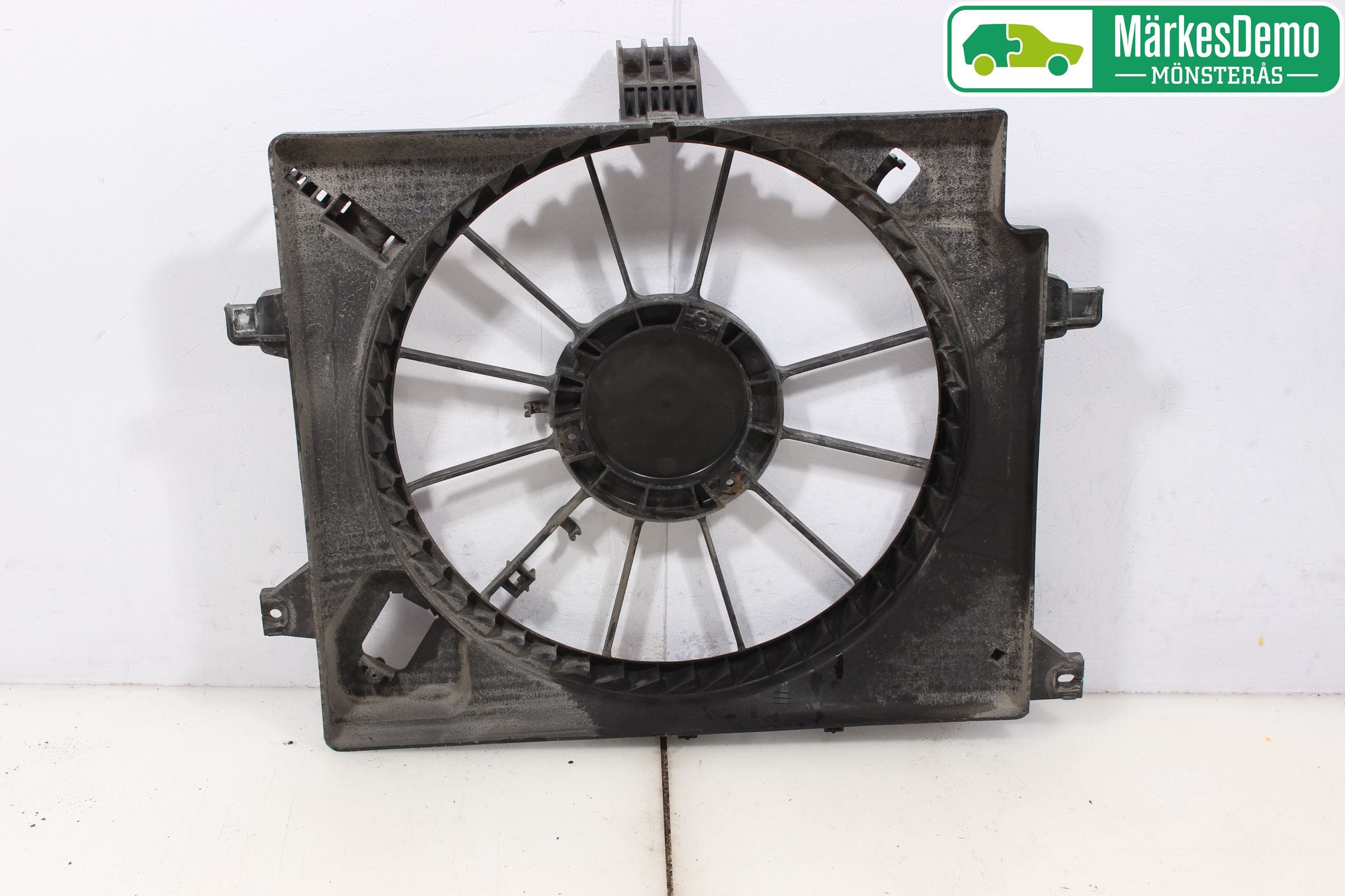 Kia CEED 12-18 Kylfläktkåpa