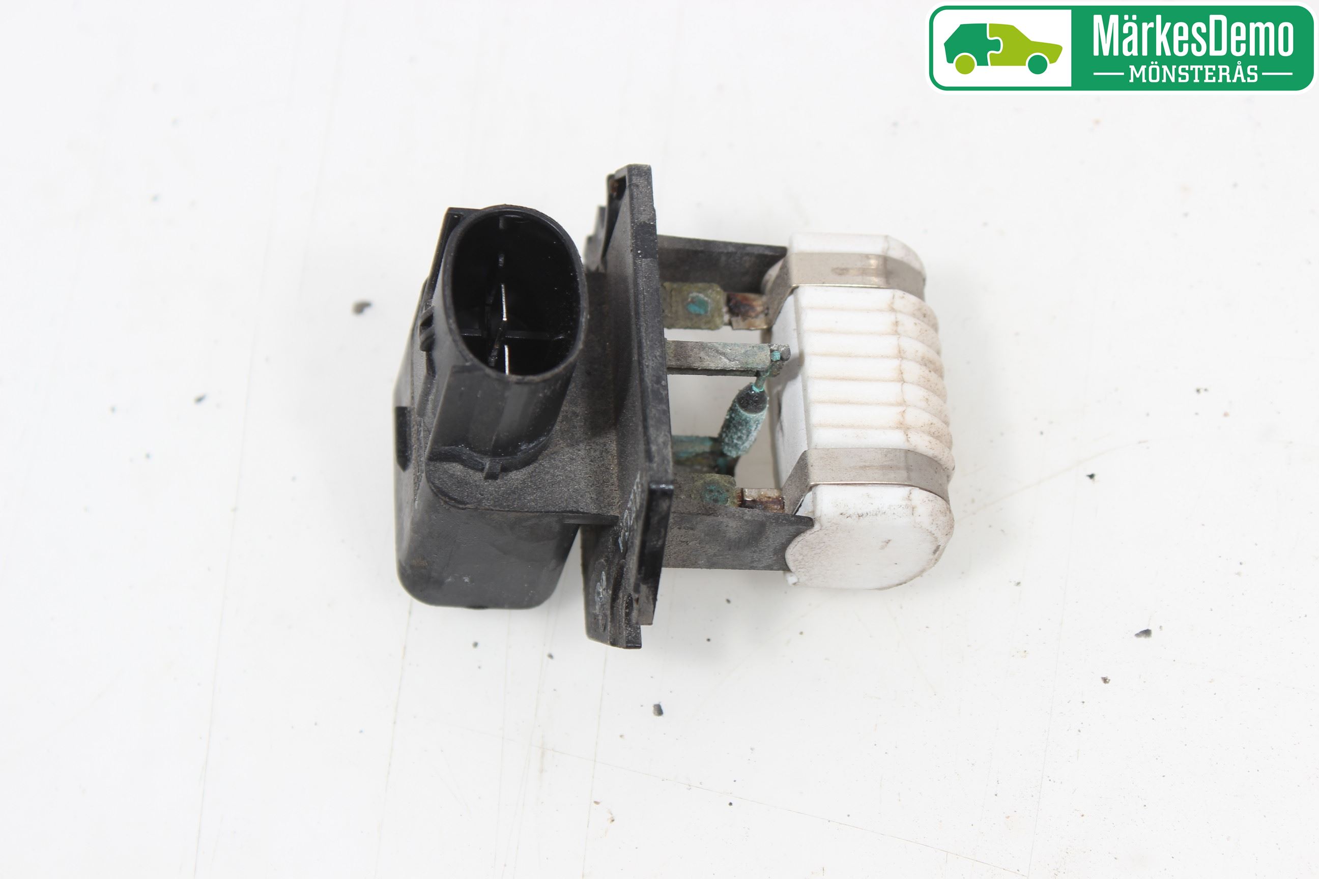 Kia CEED 12-18 Kylfläktsmotstånd