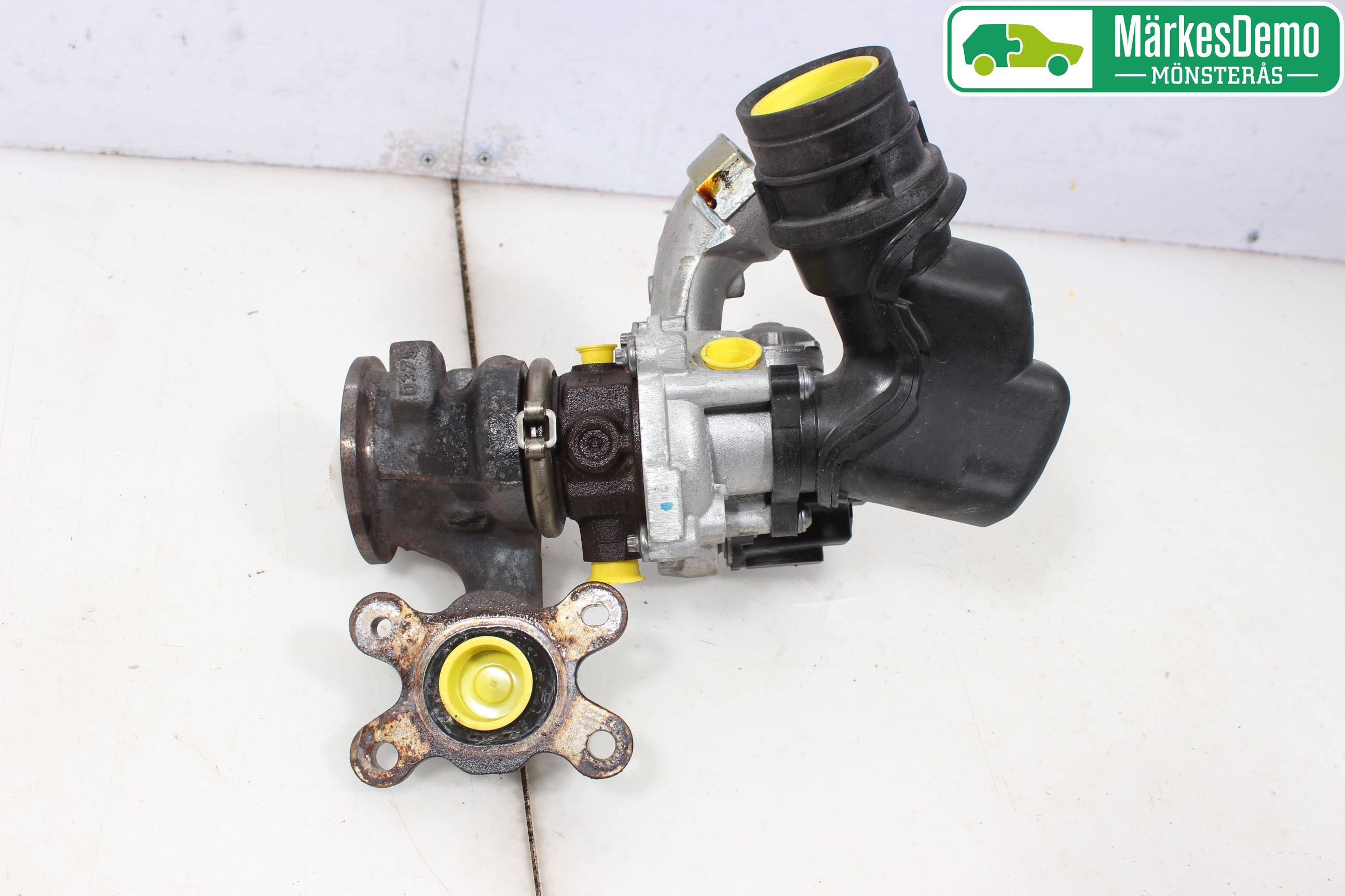 Volkswagen VW GOLF SPORTSVAN 15-20 Turboaggregat