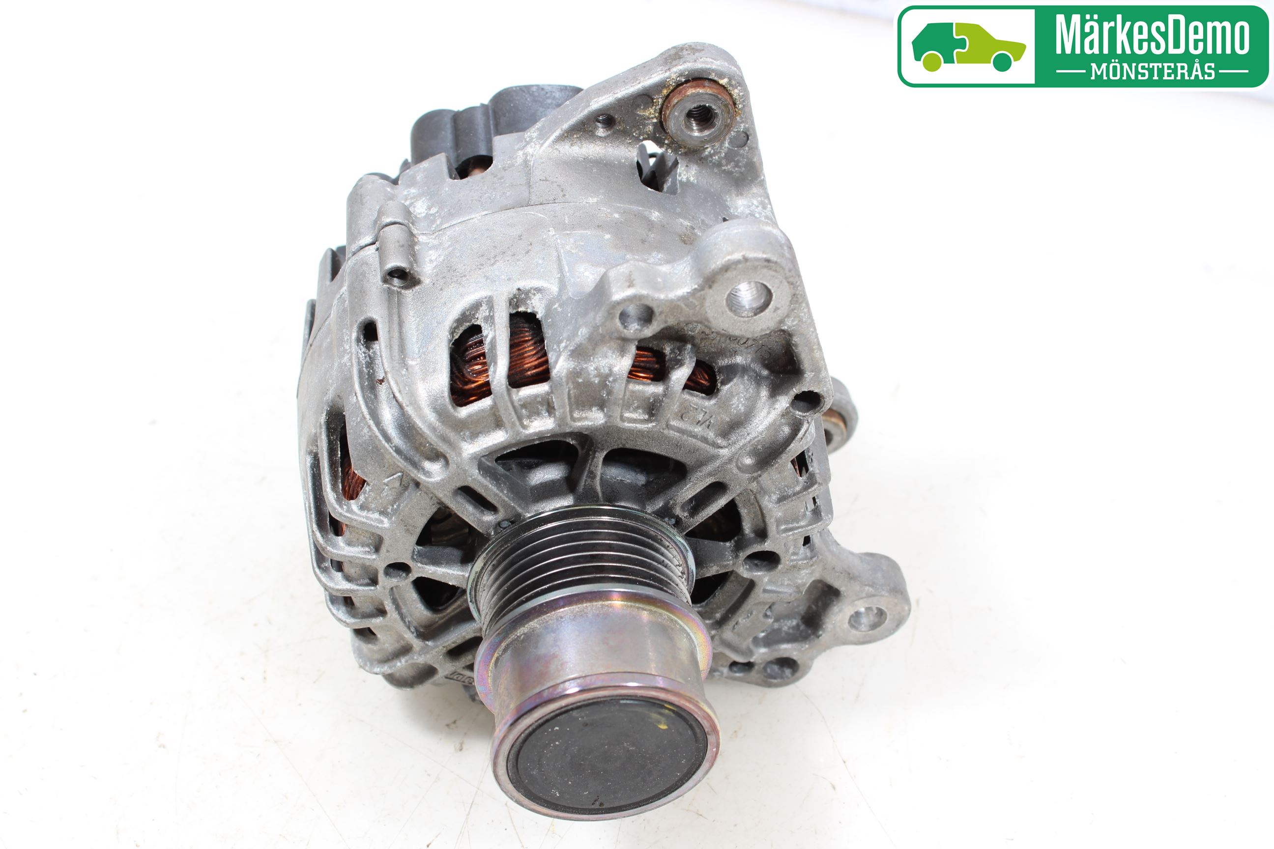 Volkswagen VW POLO 10-17 Generator