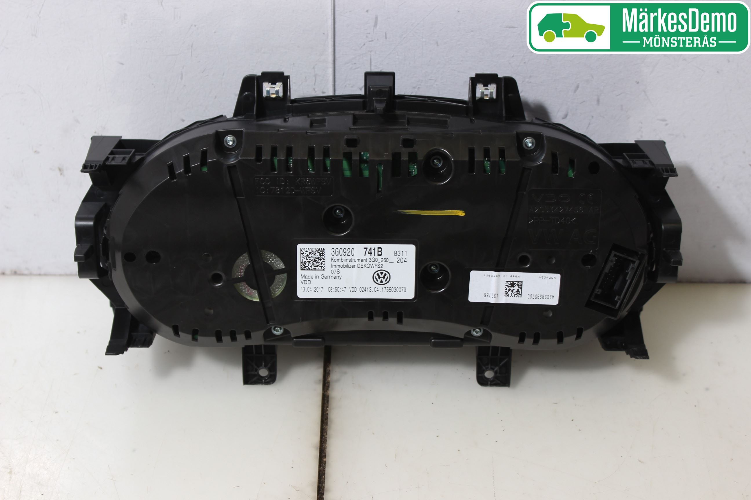 Volkswagen VW PASSAT 15-19 Instrument Komb