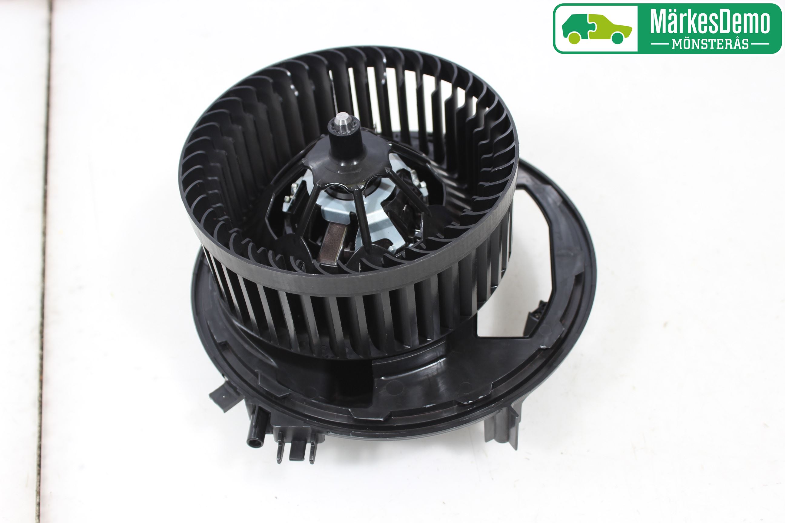 Volkswagen VW PASSAT 15-19 Värmefläkt