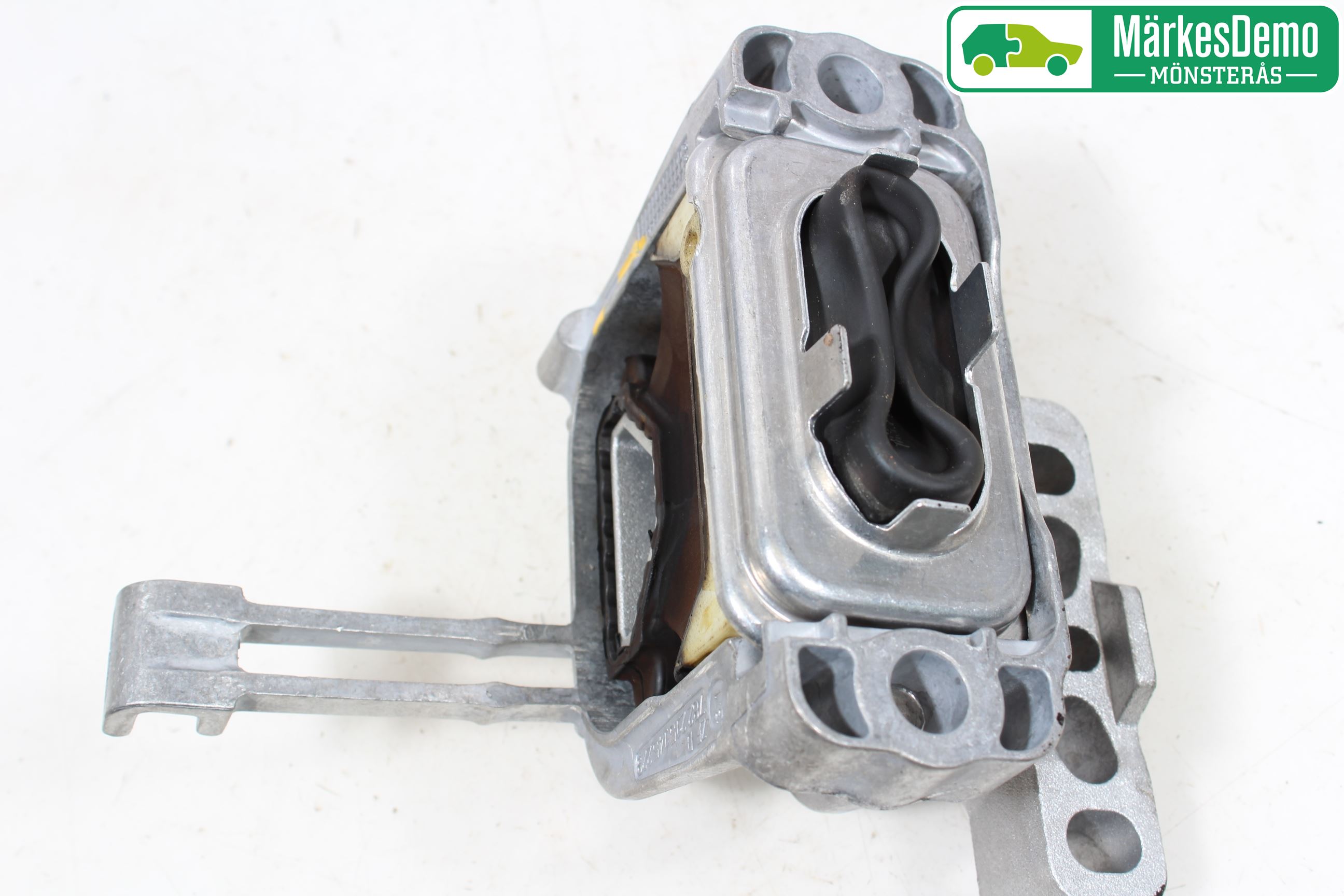 Volkswagen VW GOLF / E-GOLF VII 13-20 Motorkudde