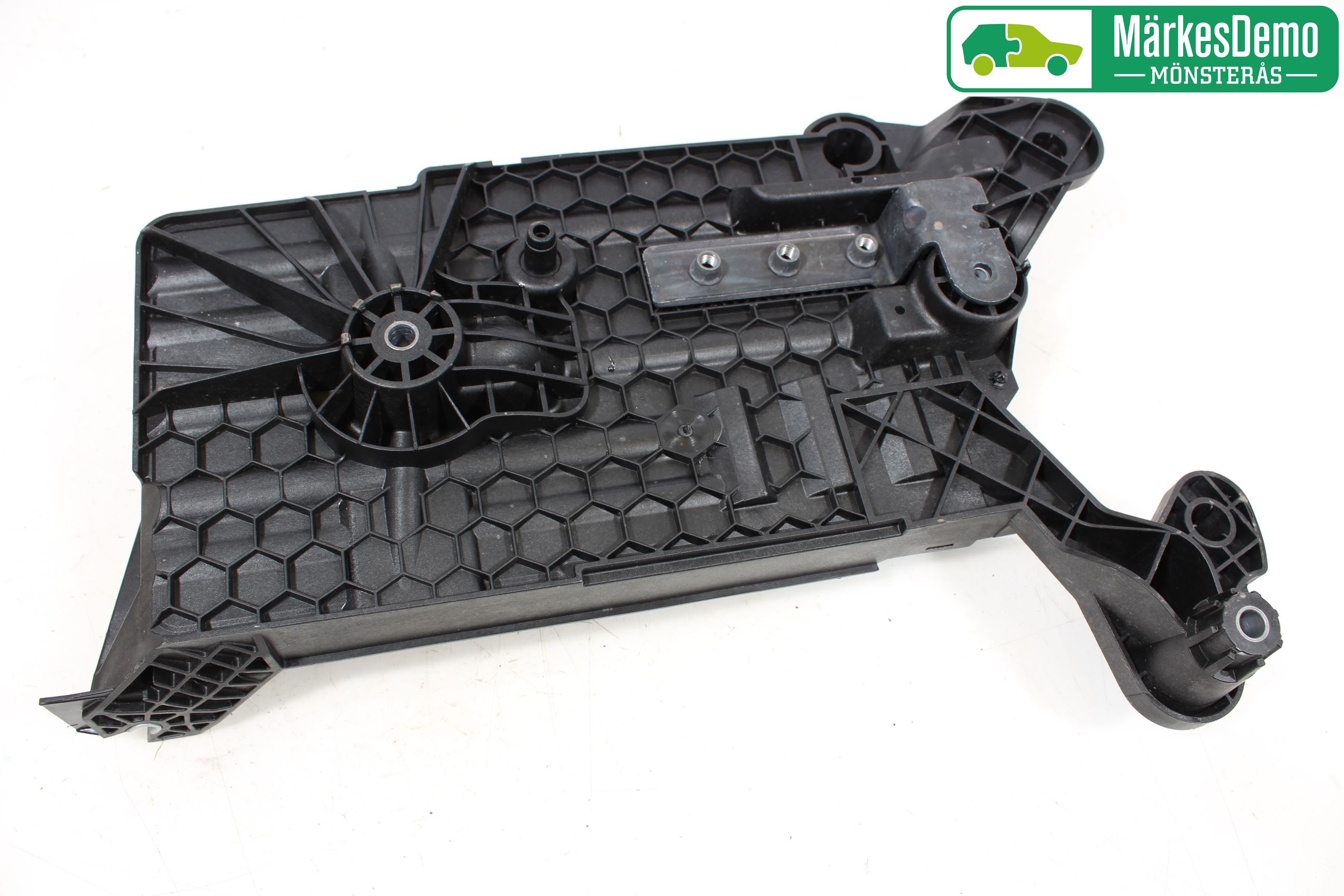 Volkswagen VW GOLF / E-GOLF VII 13-20 Batterilåda-Fäste-Hållare