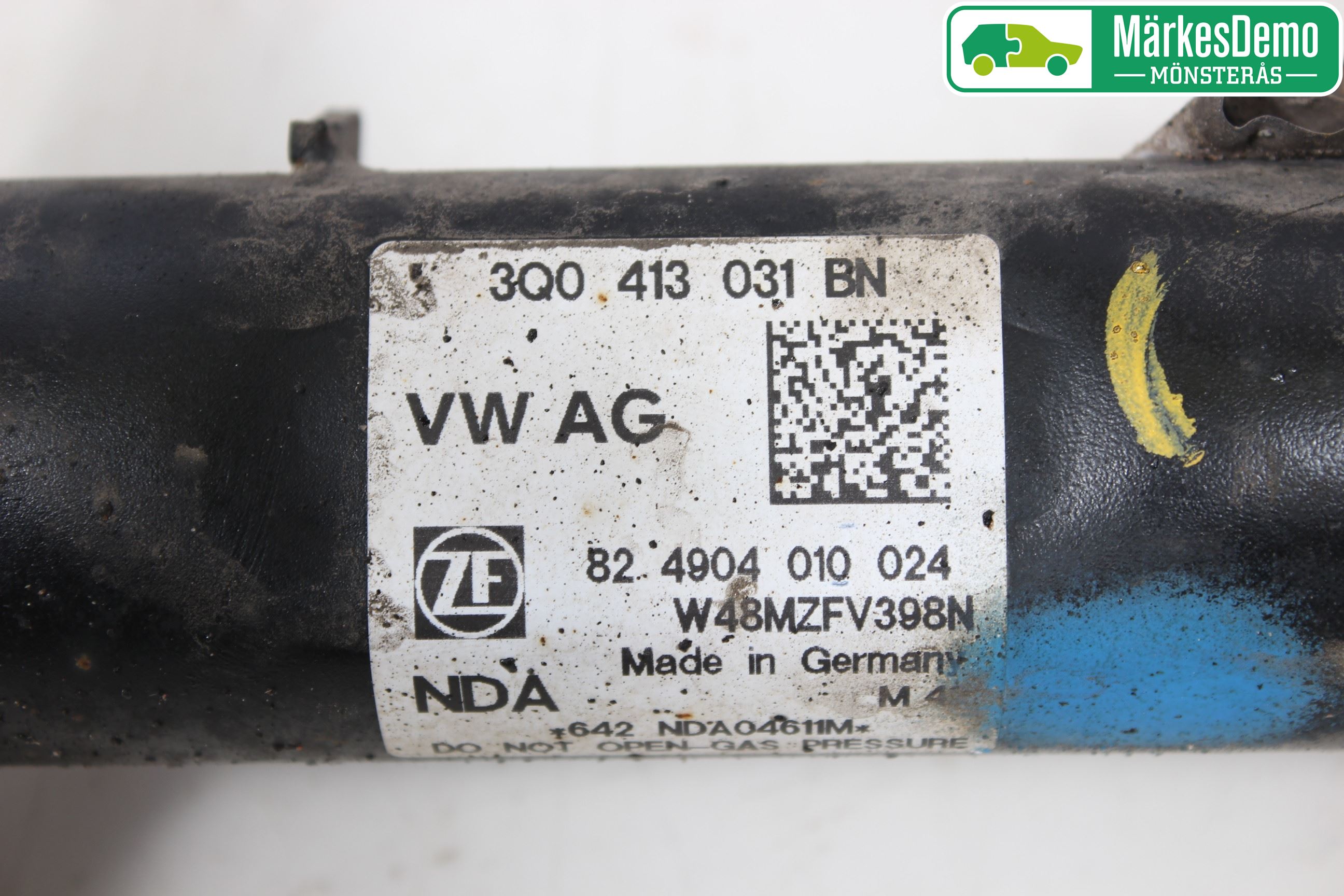 Volkswagen VW PASSAT 15-19 Stötdämpare Fram