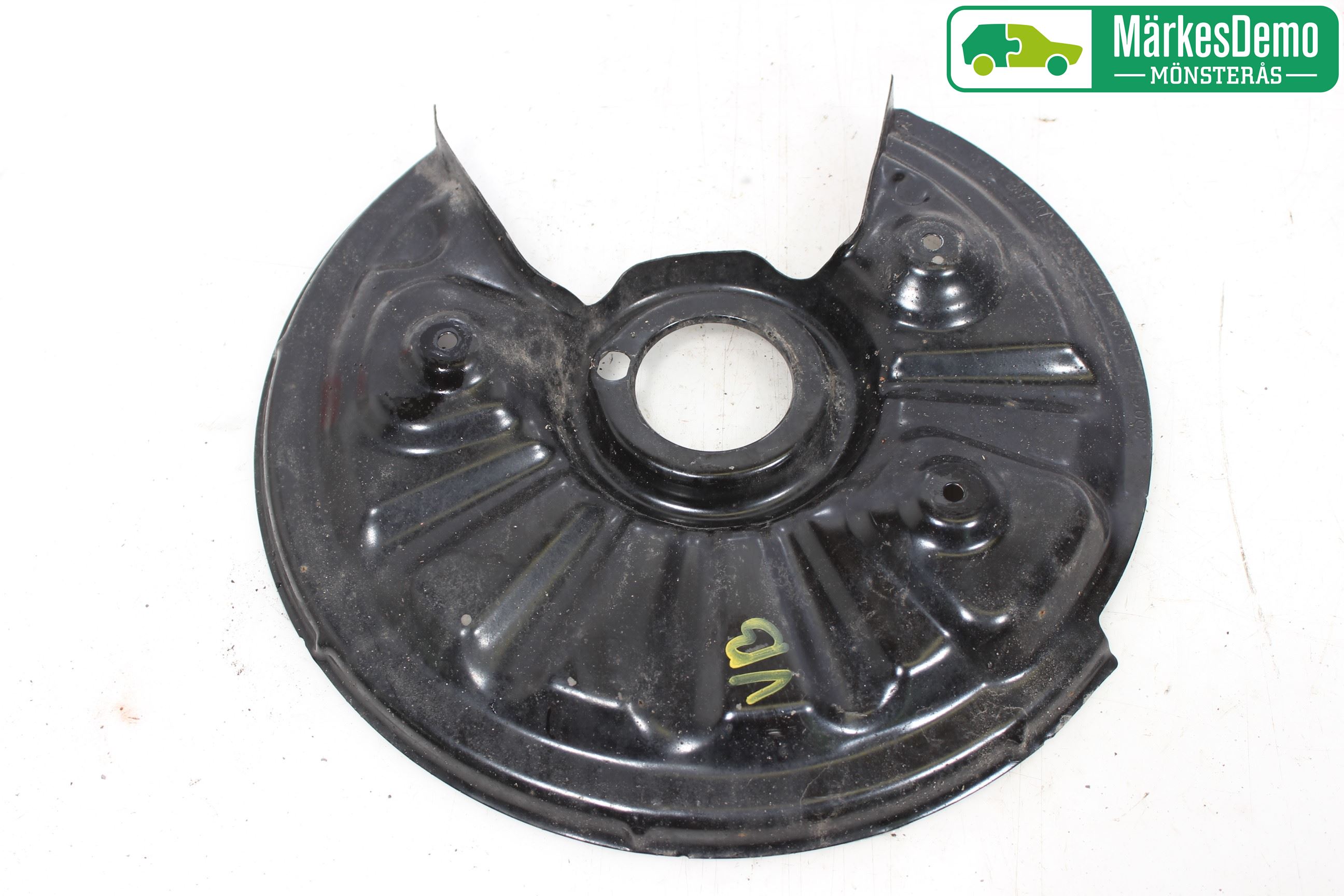 Volkswagen VW PASSAT 15-19 Bromssköld Bak