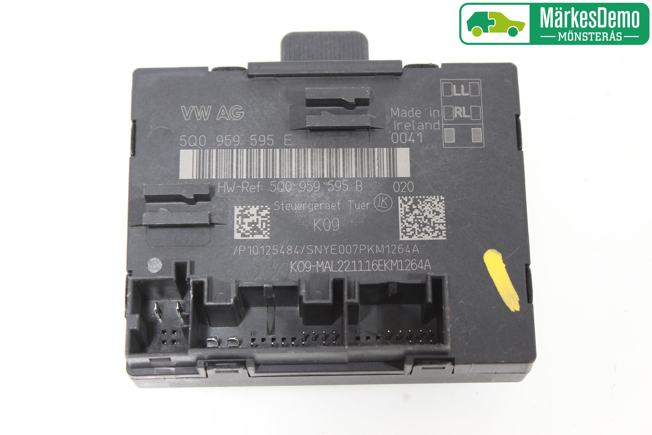 Volkswagen VW PASSAT 15-19 Styrenhet Dörr