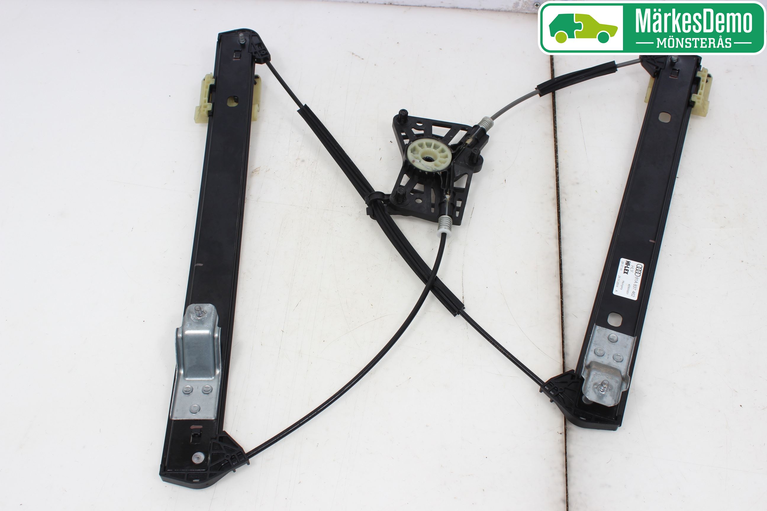 Audi Q2/SQ2 17- Fönsterhissmekanism