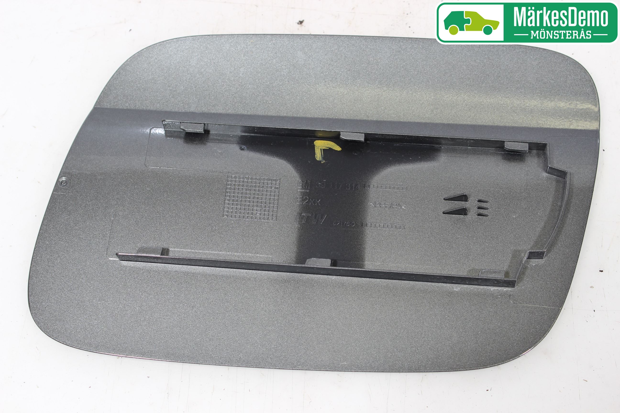 Opel INSIGNIA 17- Tanklucka