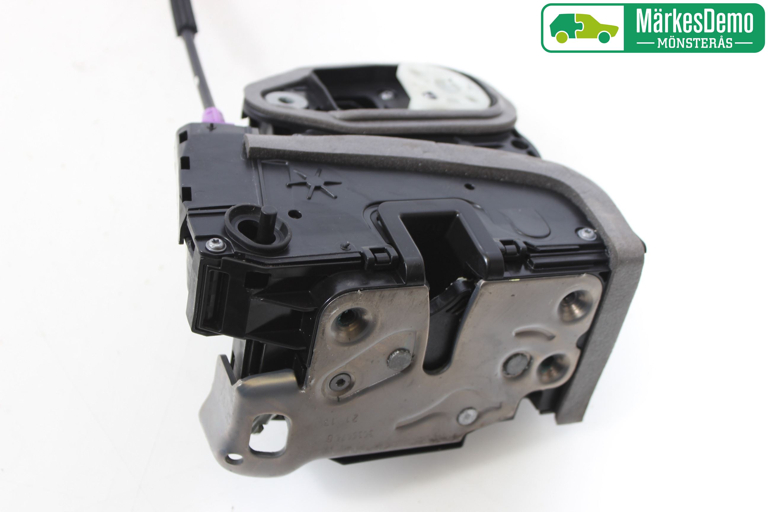 Opel INSIGNIA 17- Låskista-Dörrlås