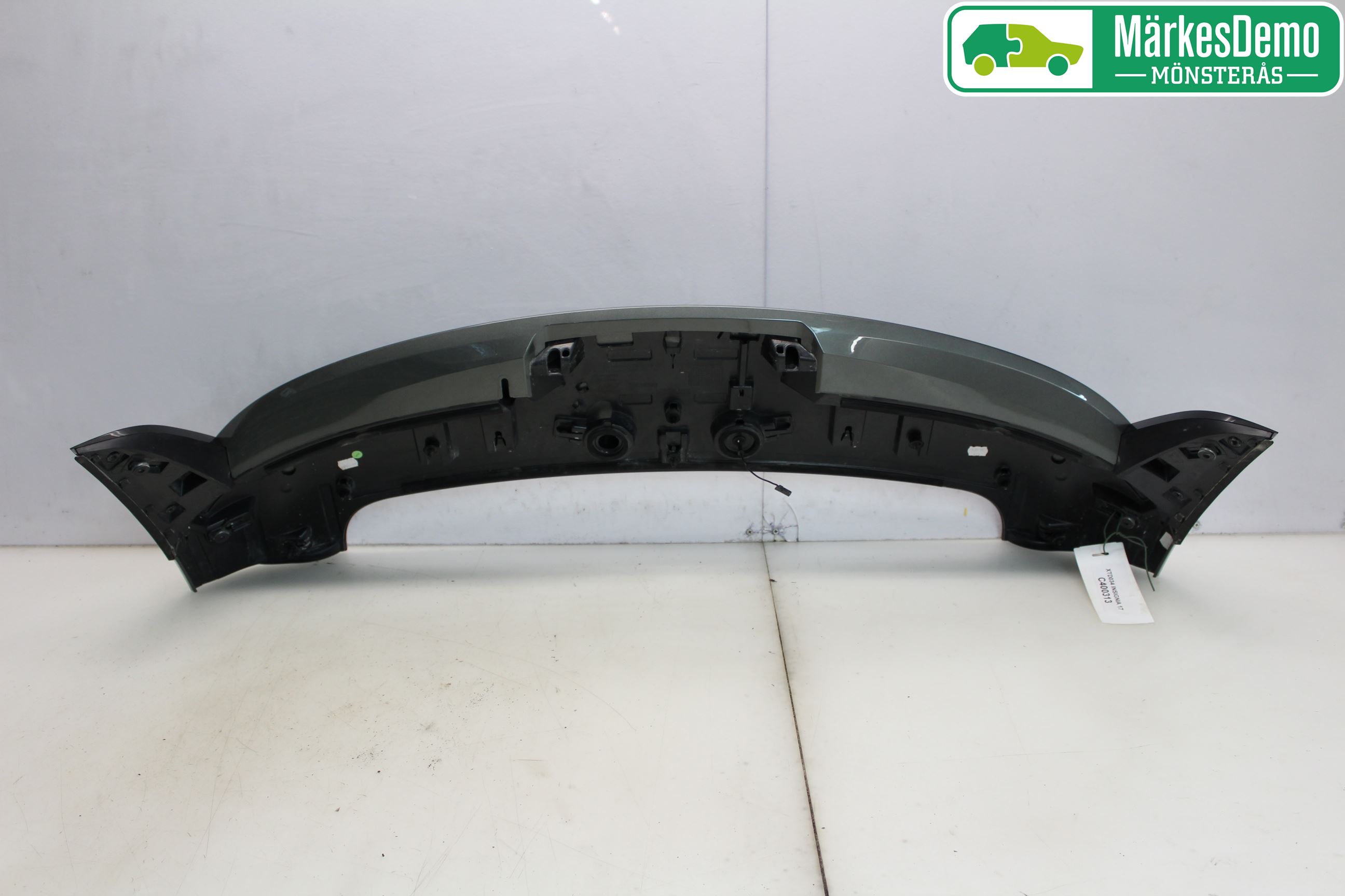 Opel INSIGNIA 17- Spoiler Baklucka