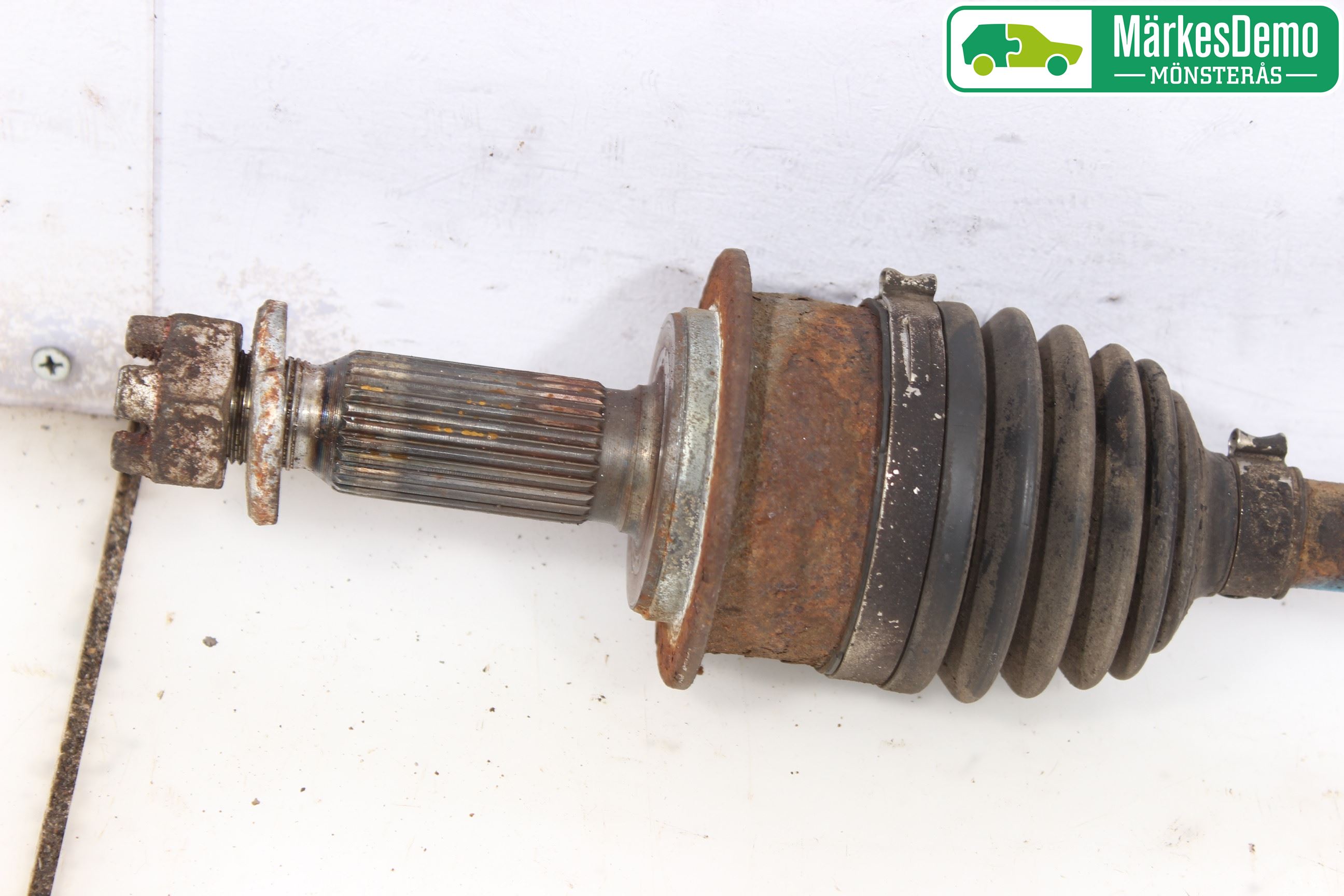 Mitsubishi OUTLANDER 07-12 Drivaxel Bak Höger