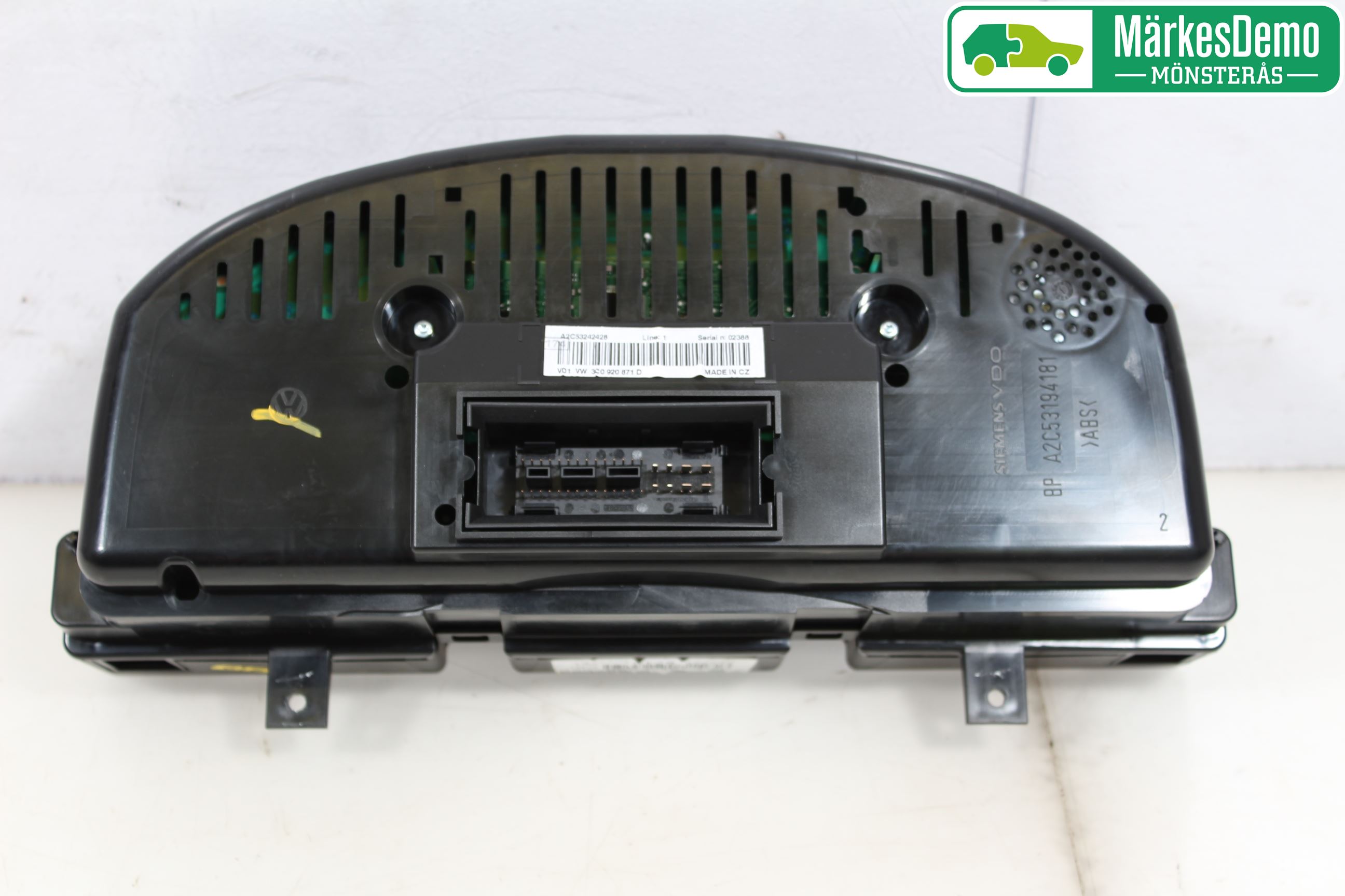 Volkswagen VW PASSAT 05-11 Instrument Komb