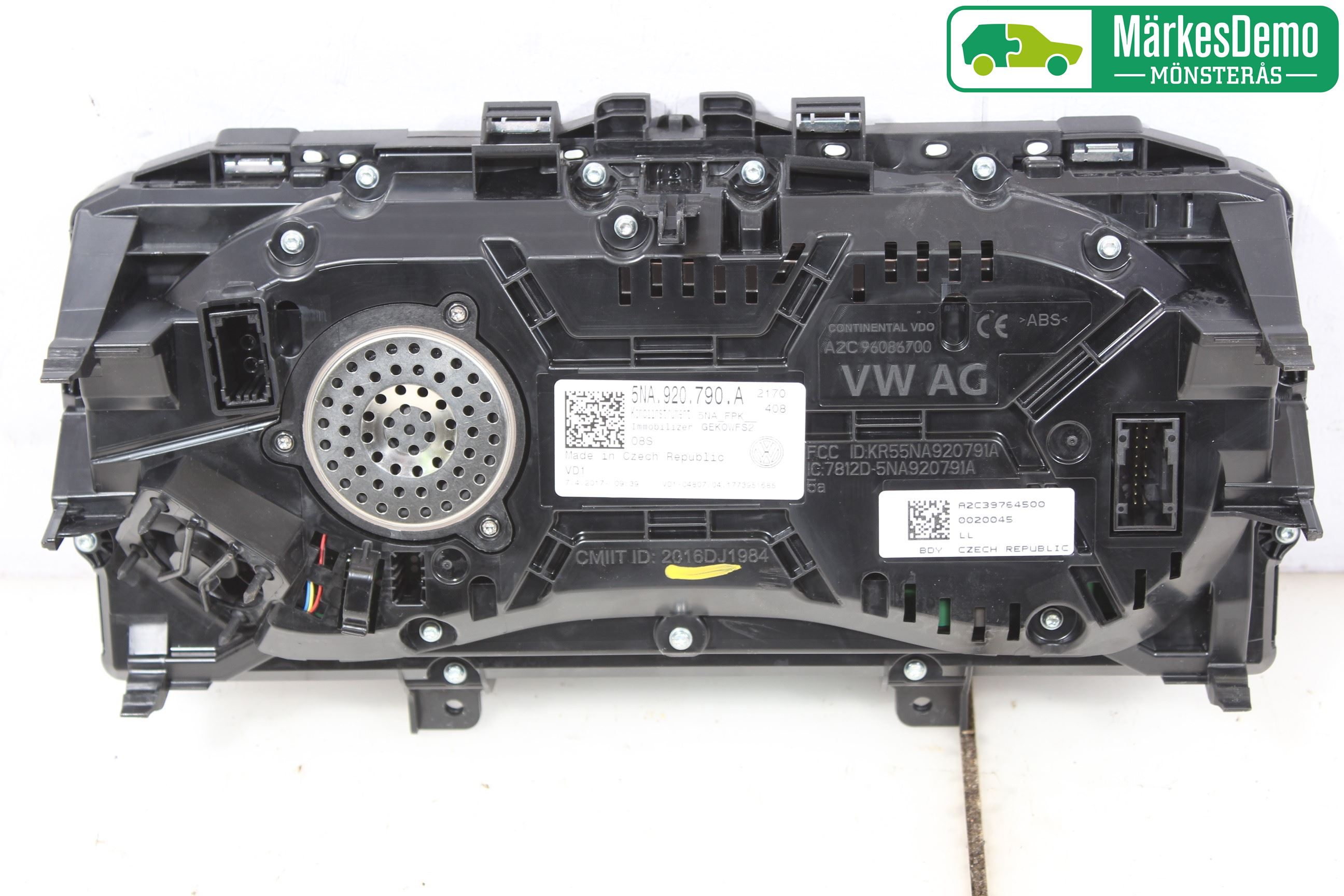 Volkswagen VW TIGUAN 16-24 Instrument Komb