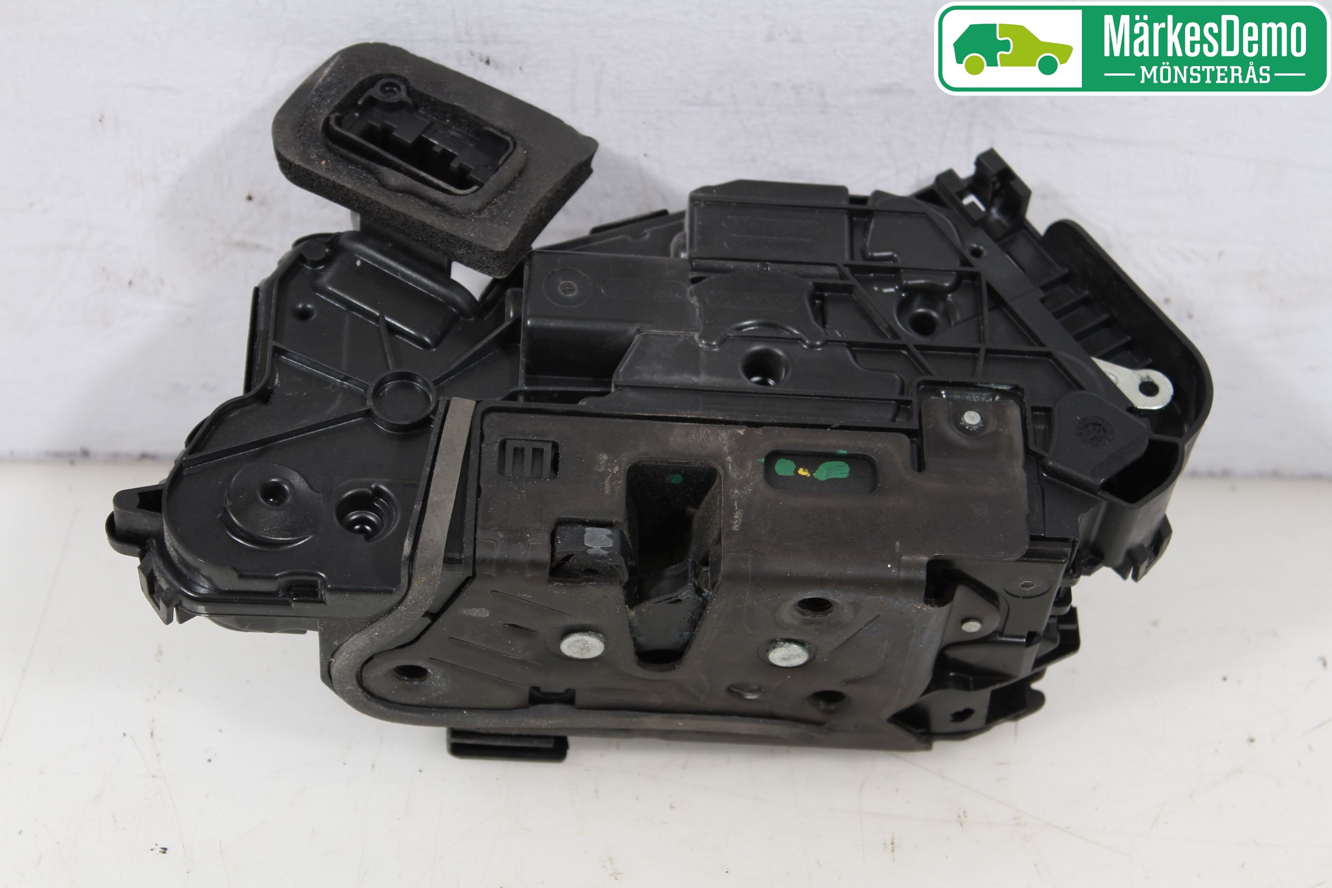 Skoda FABIA 15-21 Låskista-Dörrlås