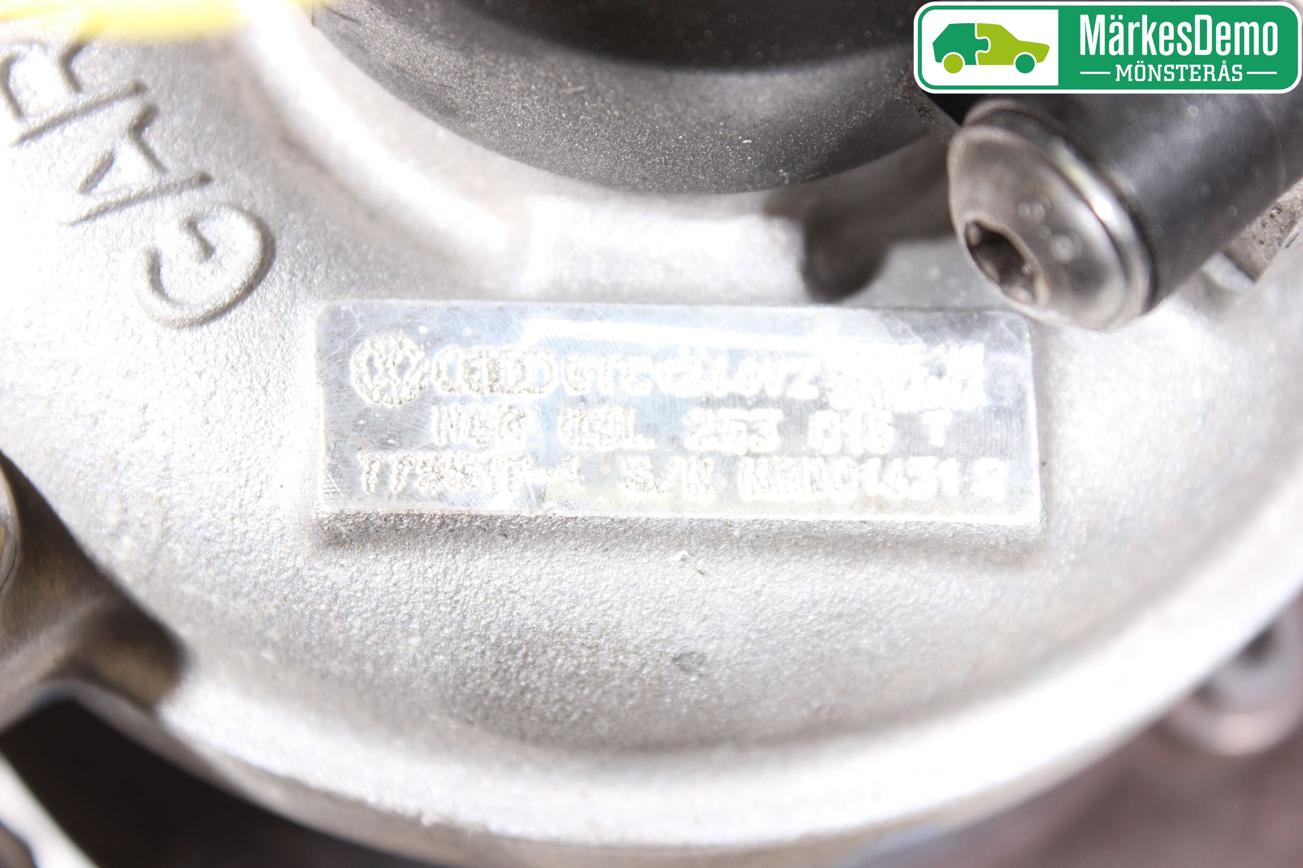 Volkswagen VW GOLF VI 09-13 Turboaggregat