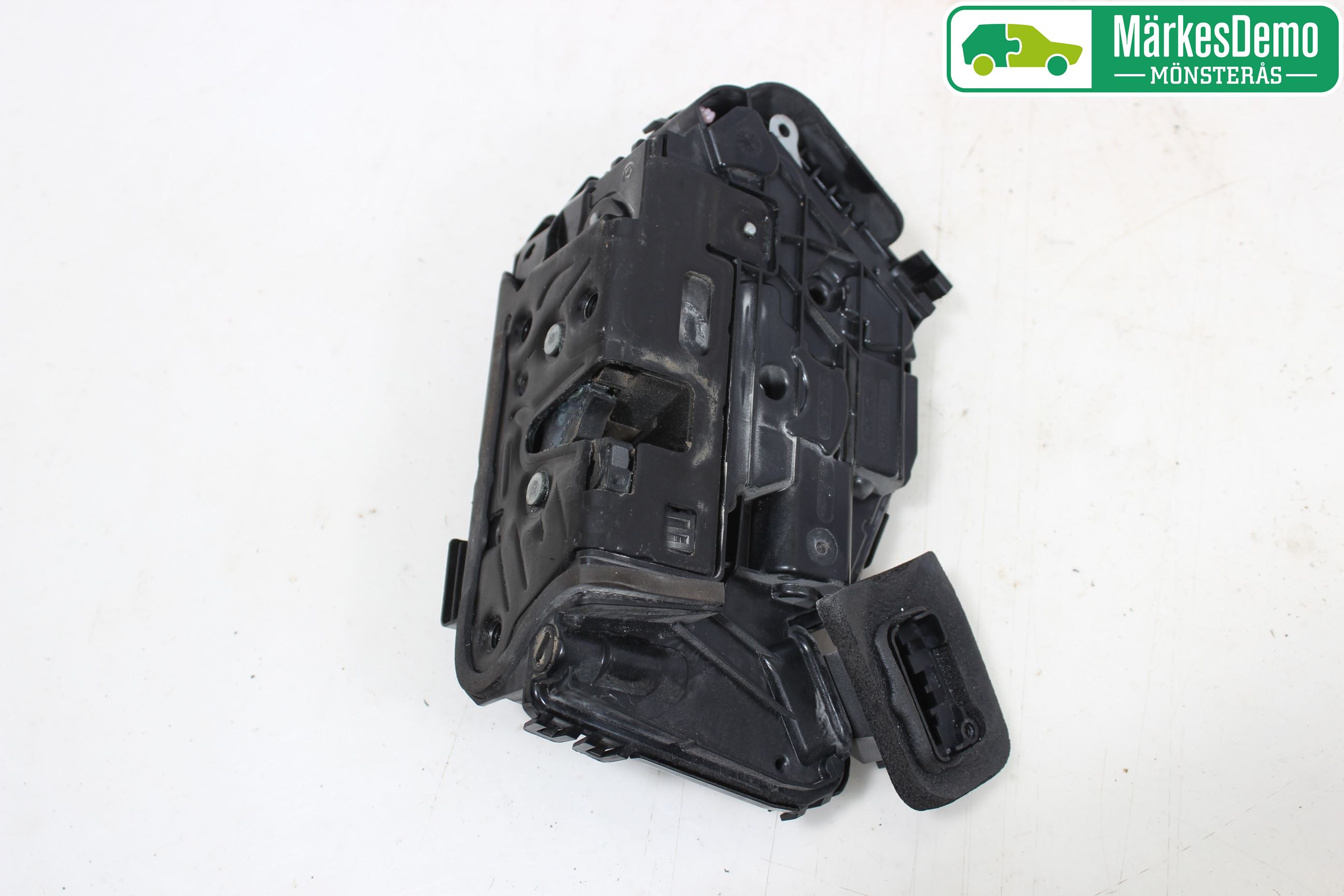 Skoda FABIA 15-21 Låskista-Dörrlås