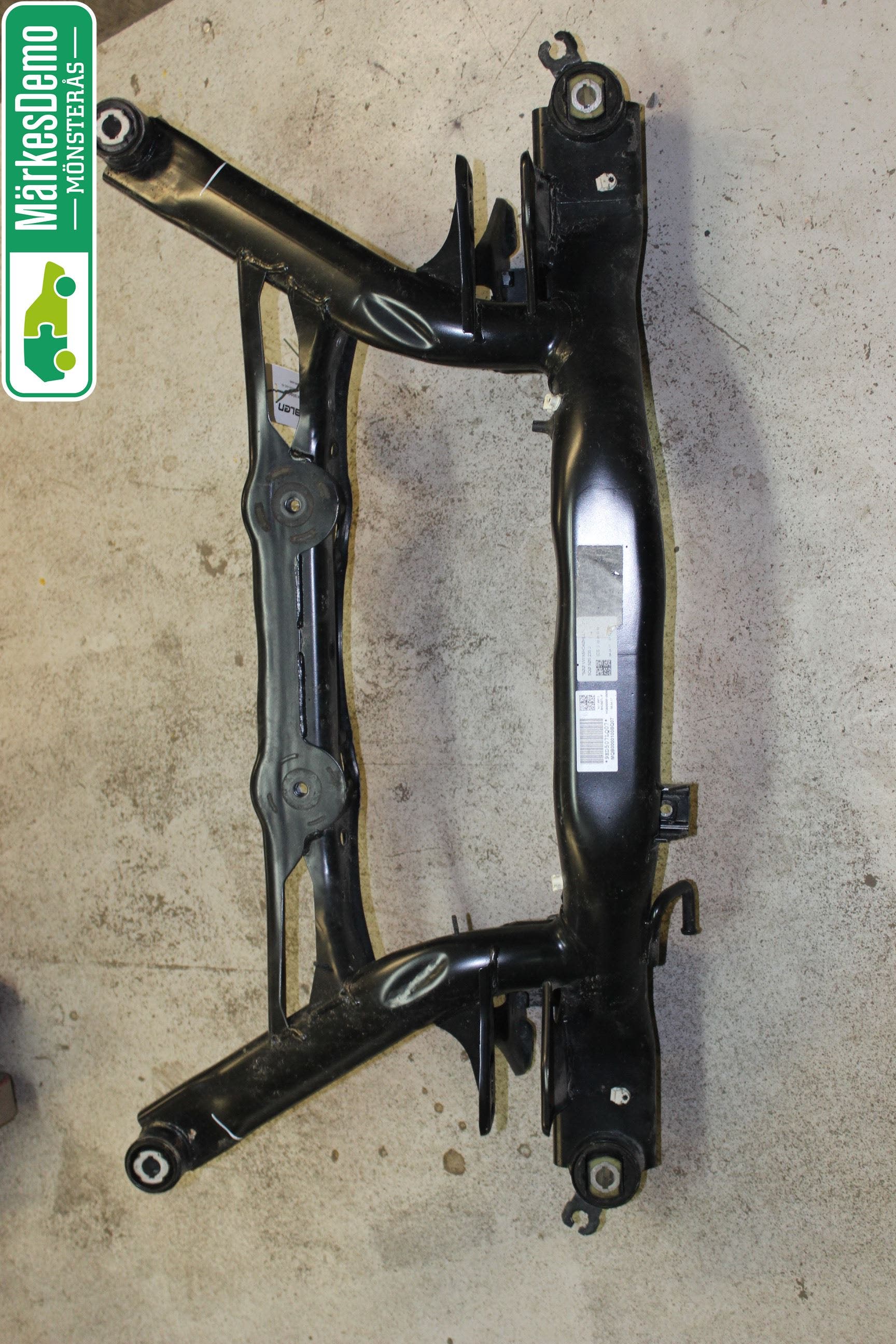 Volkswagen VW TIGUAN 16-24 Bakaxelbalk