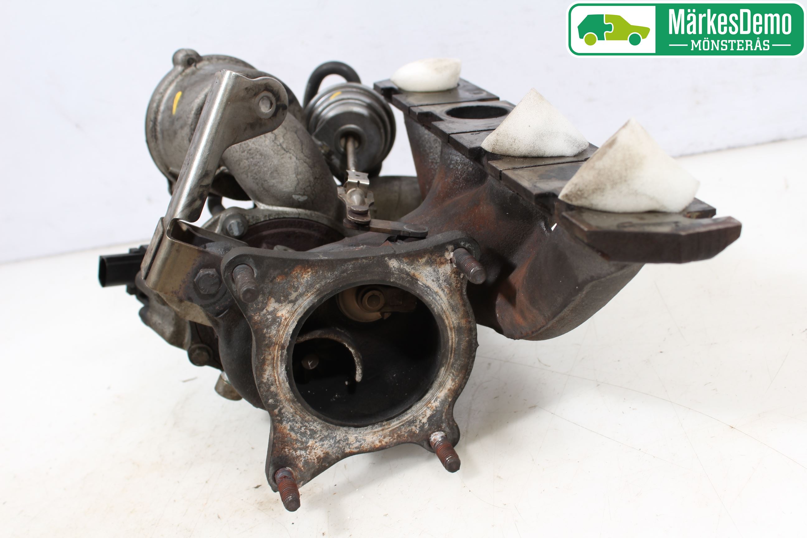 Volkswagen VW PASSAT 05-11 Turboaggregat