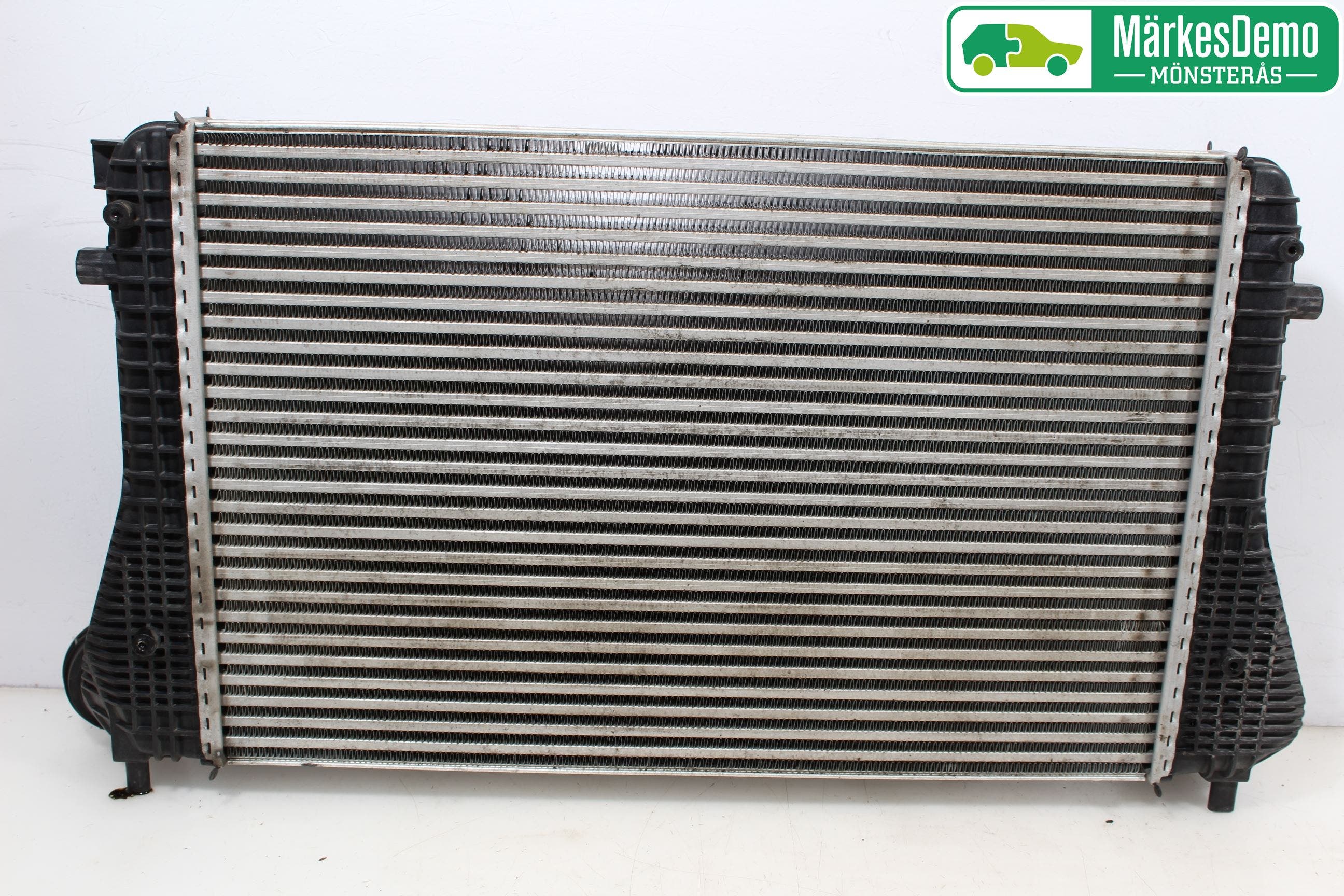 Volkswagen VW PASSAT 05-11 Laddluft-Intercooler Kyl
