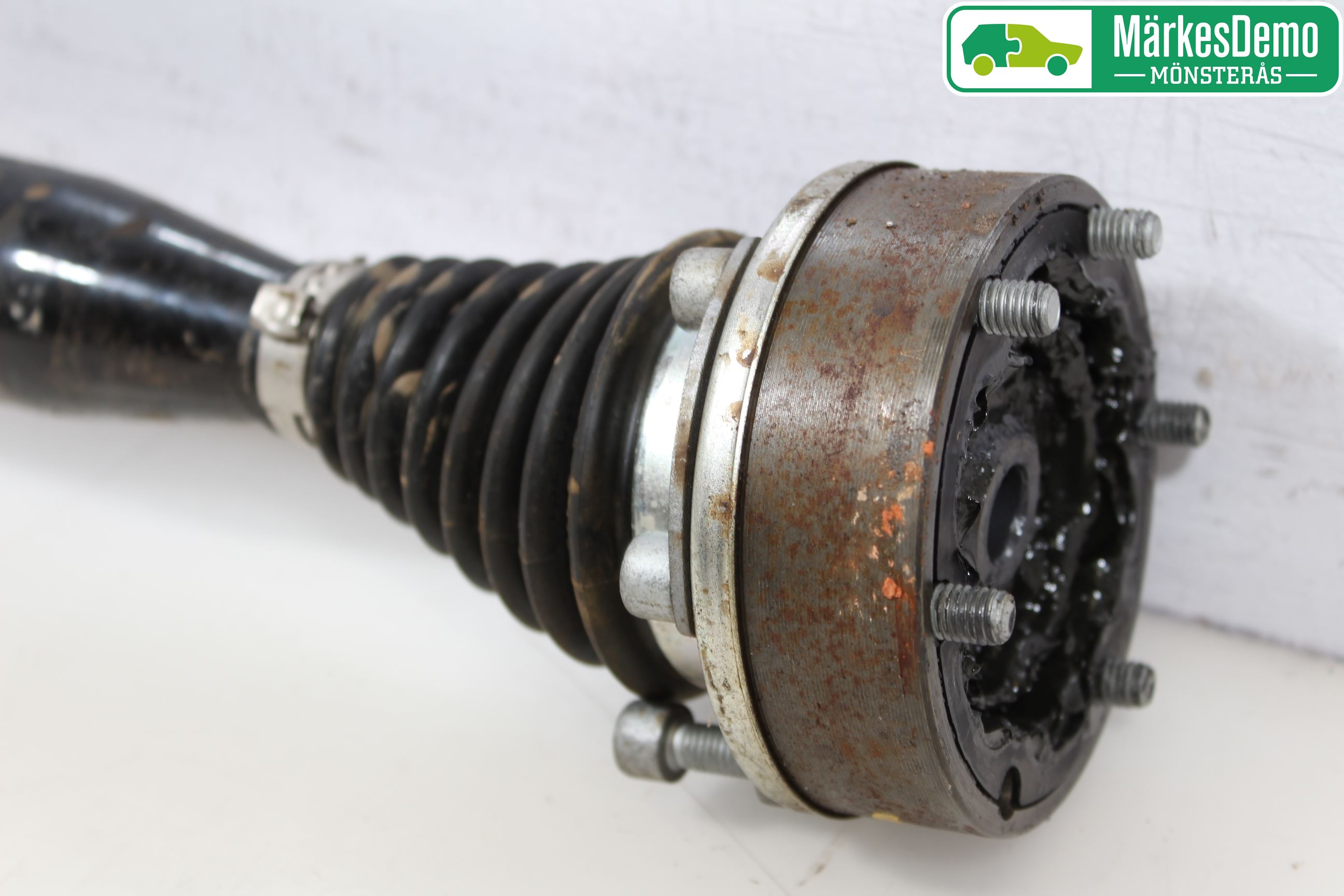 Skoda FABIA 15-21 Drivaxel Fram Höger