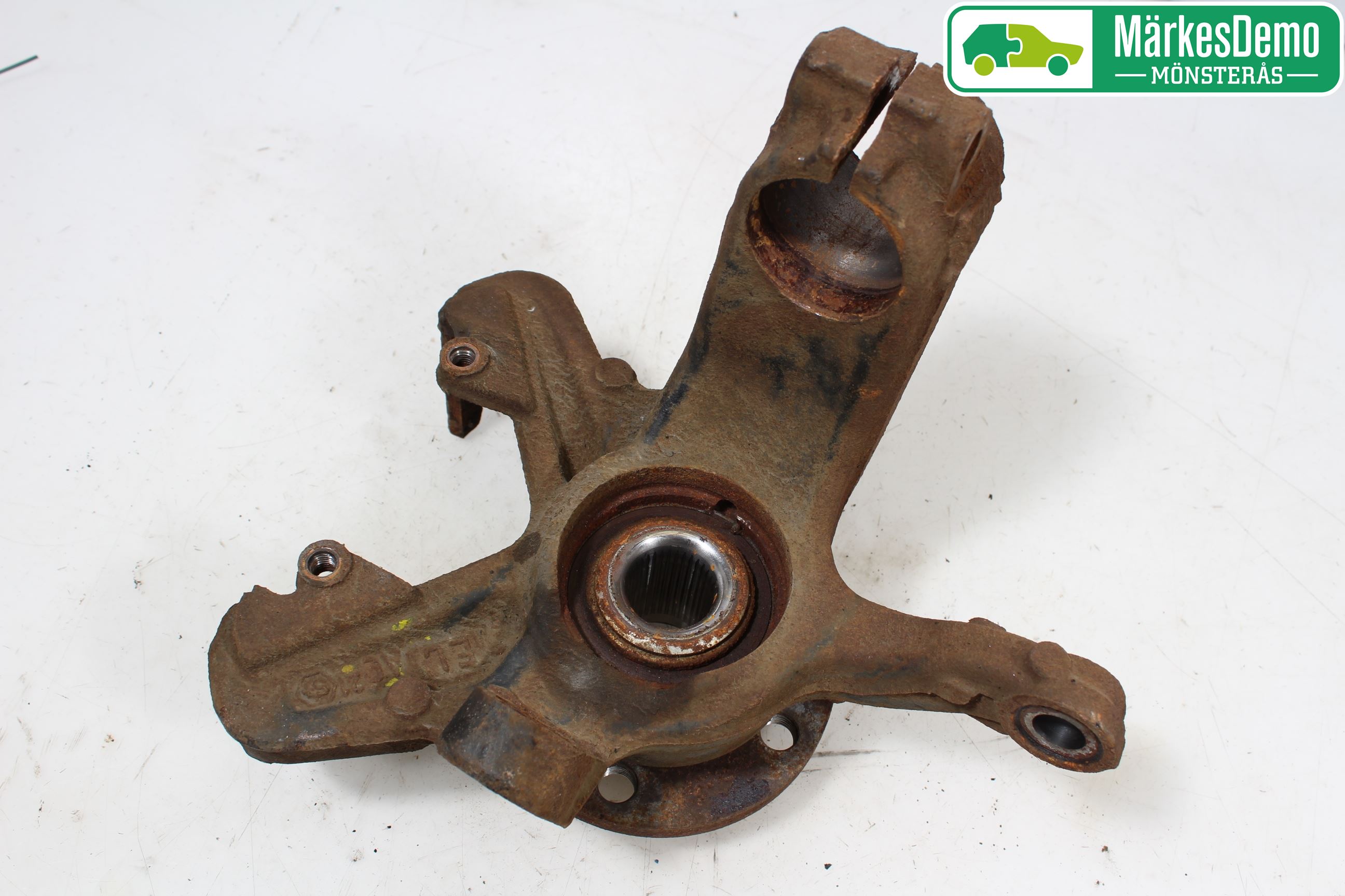 Skoda FABIA 15-21 Styrspindel Lagerhus Hö