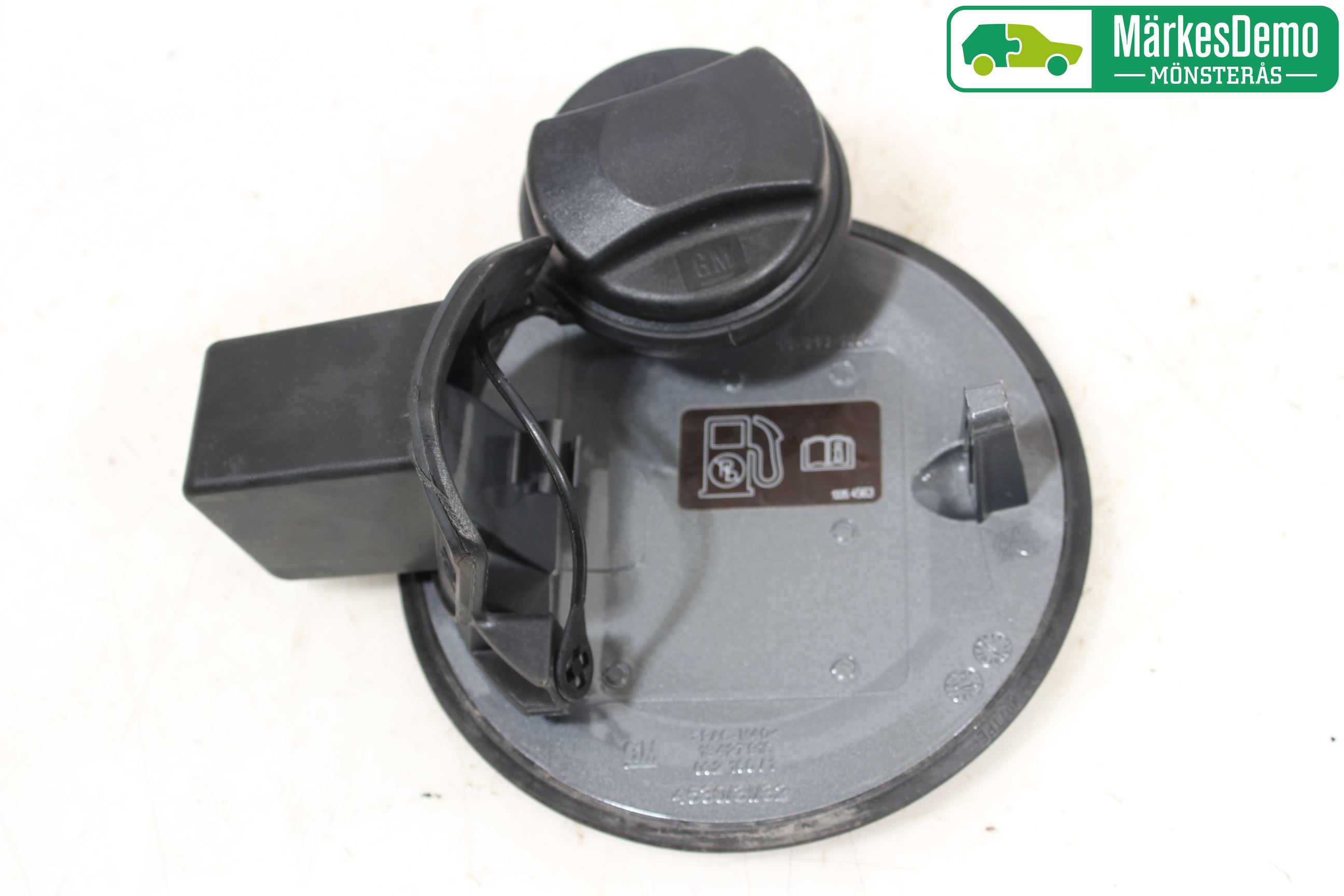 Opel CORSA E 15-19 Tanklucka